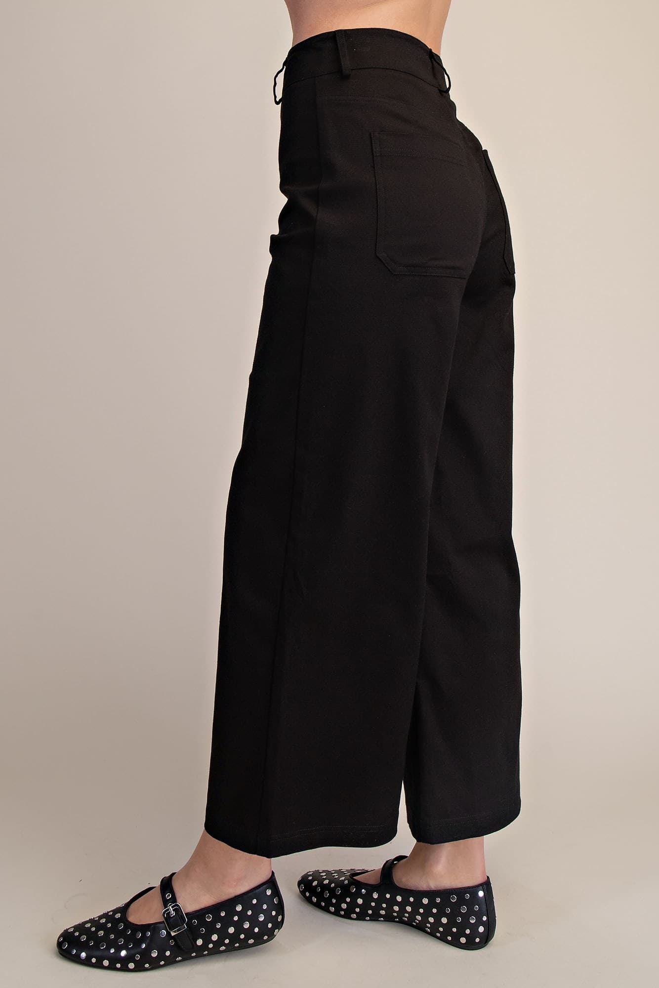 GP9642 - BLACK