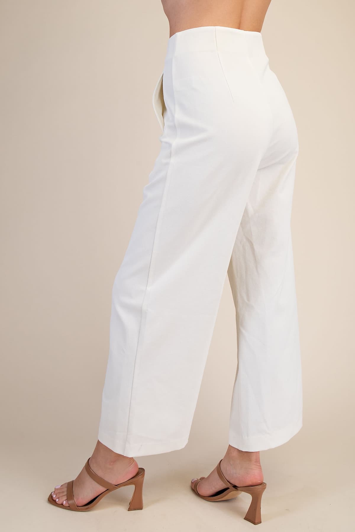 GP9656 - IVORY
