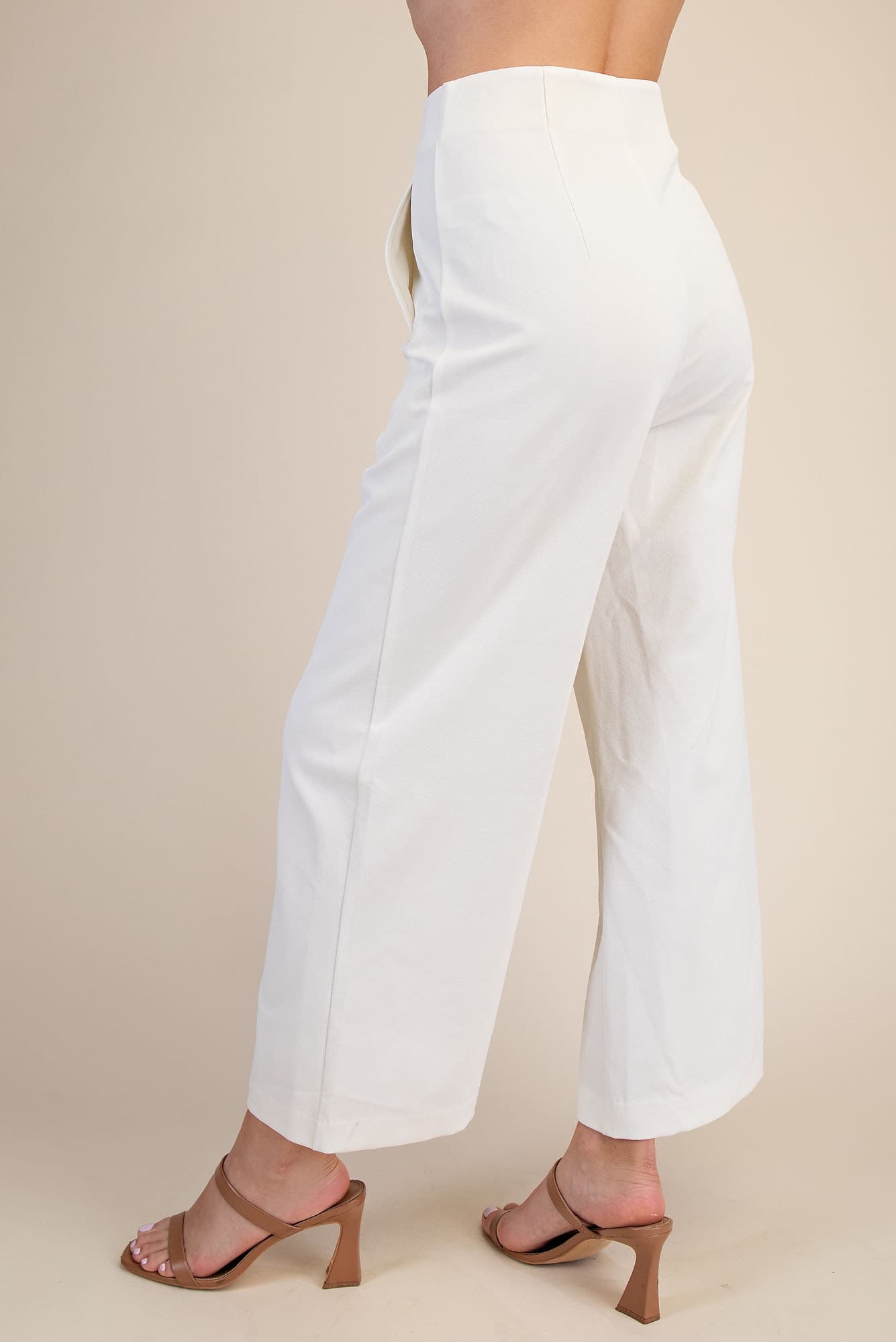 GP9656 - IVORY