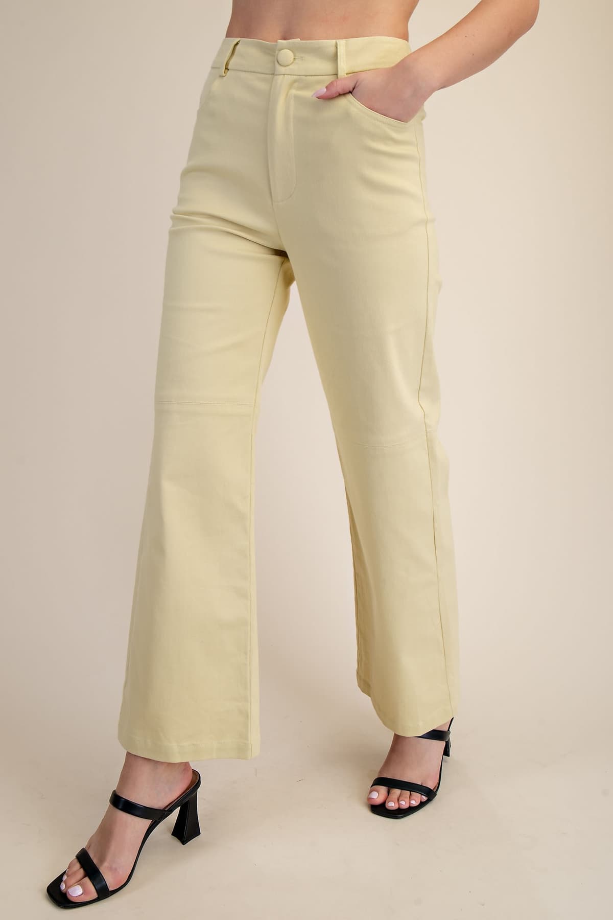 GP8768 - BUTTER YELLOW
