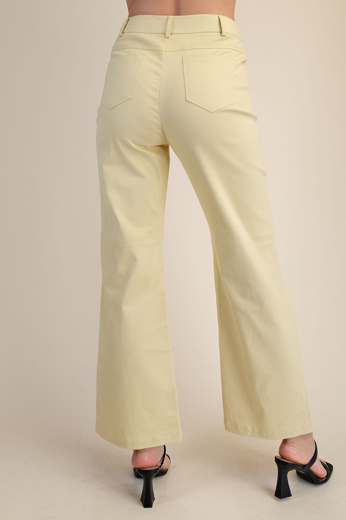 GP8768 - BUTTER YELLOW