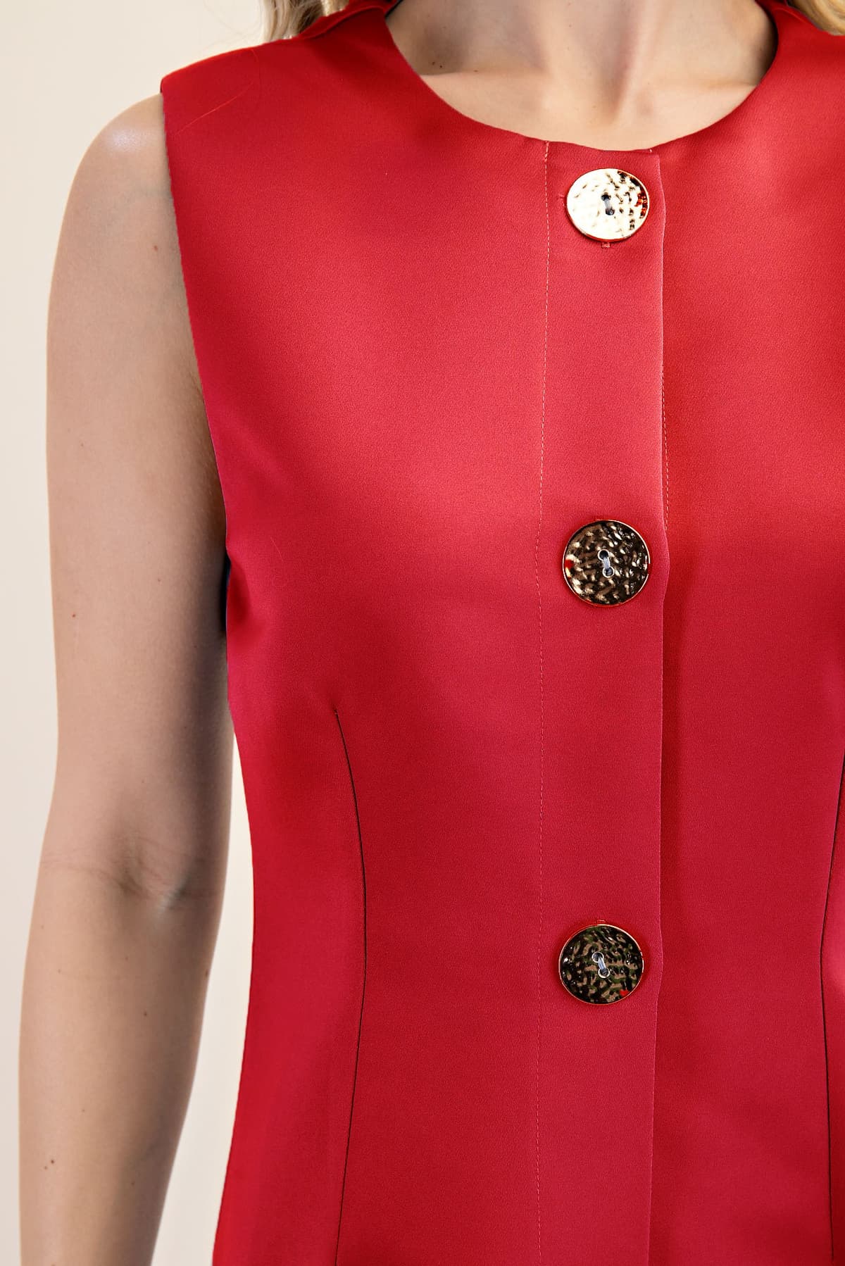 GD8704 - RED