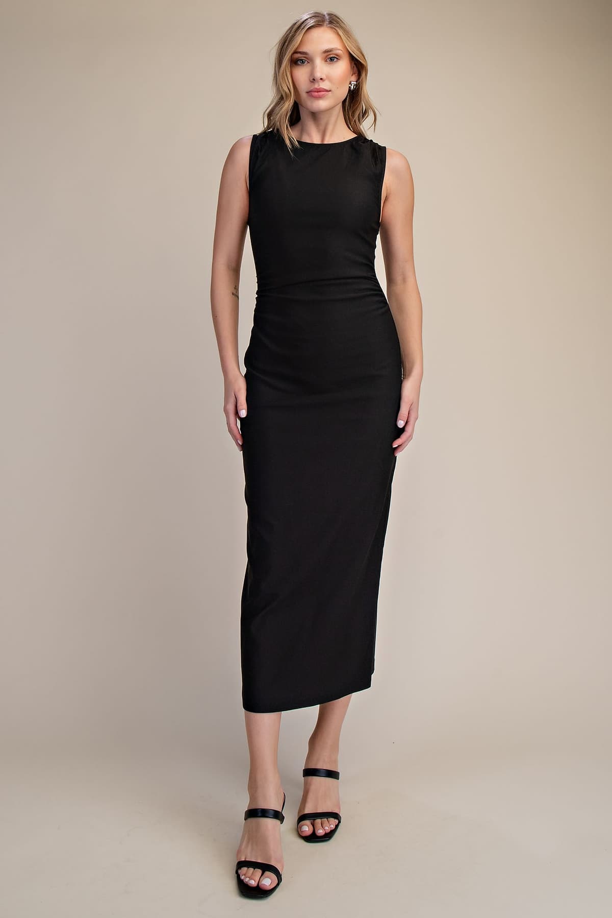 GD8748 - BLACK