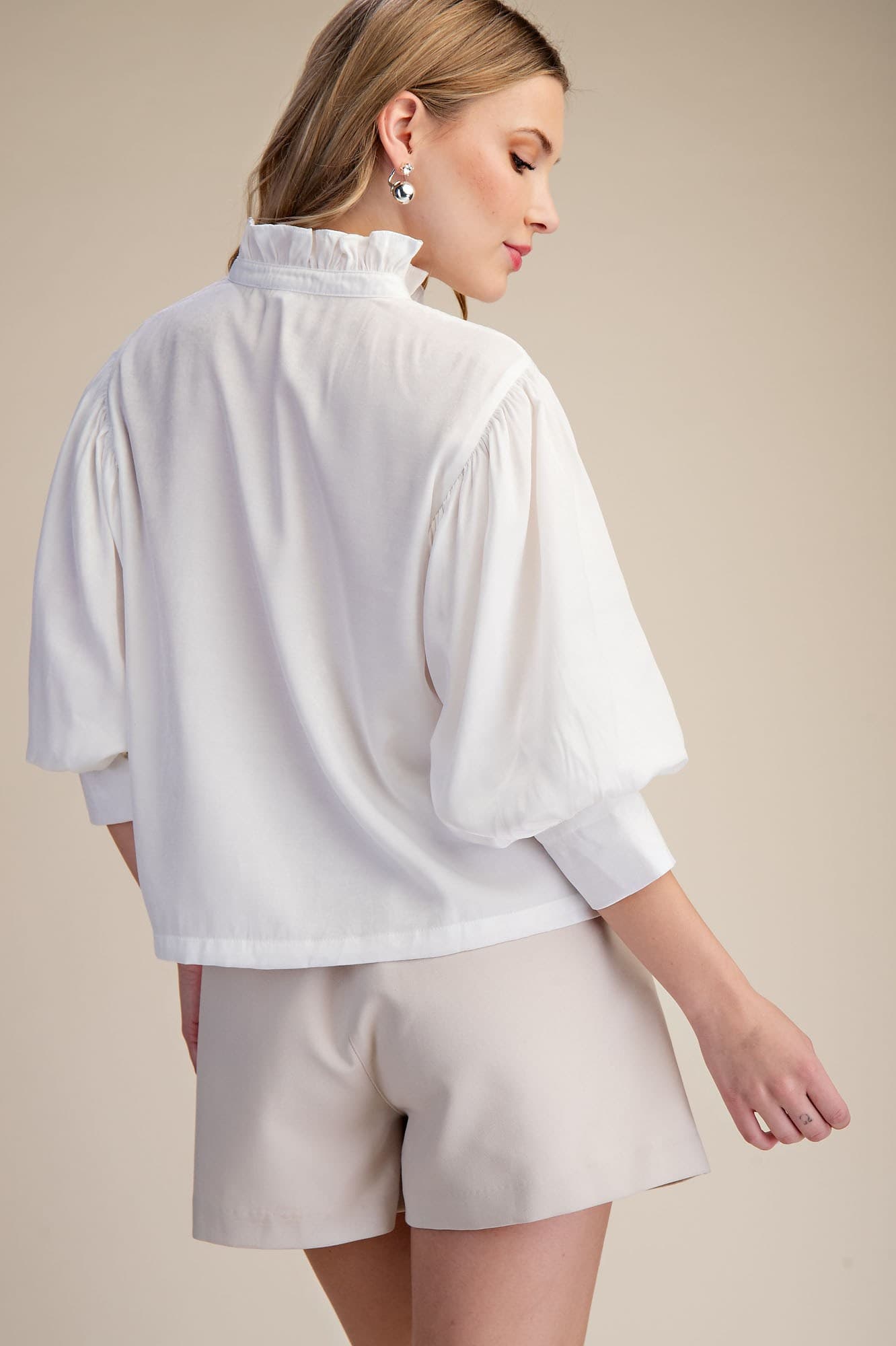 GT9698 - WHITE