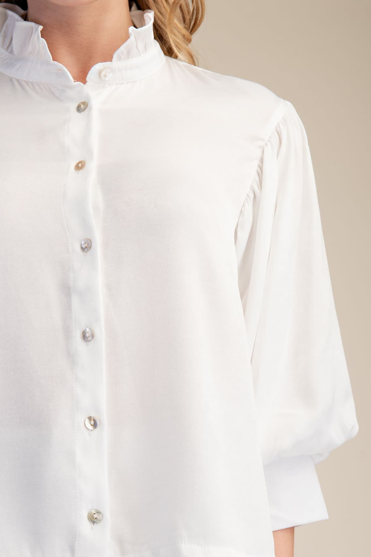 GT9698 - WHITE