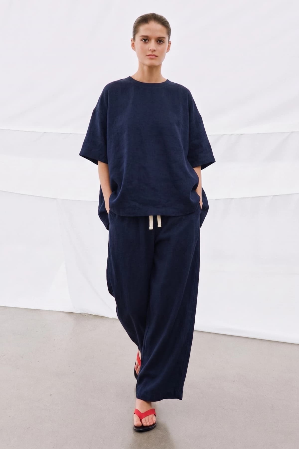 GT9734 - NAVY