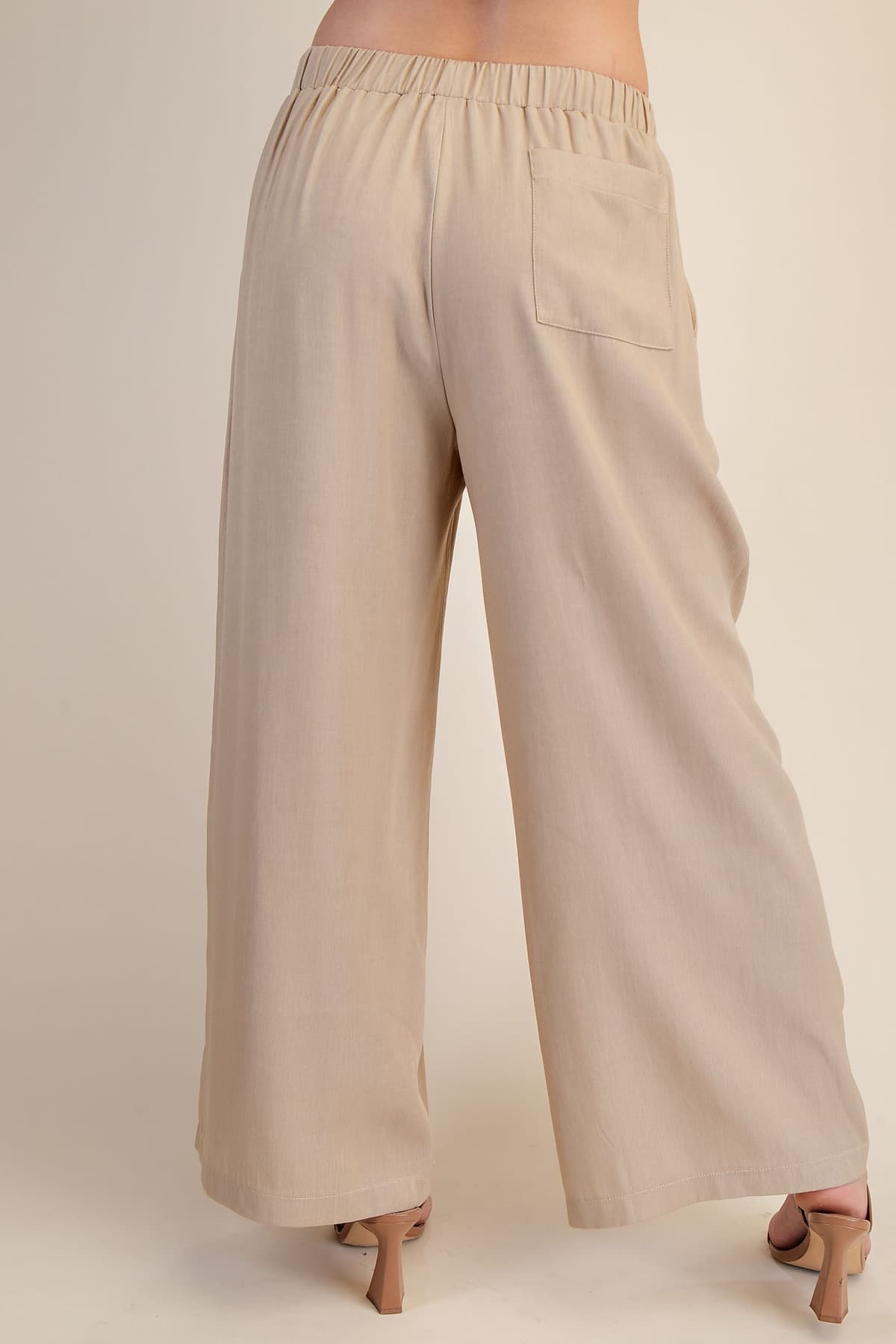 GP9736 - TAUPE