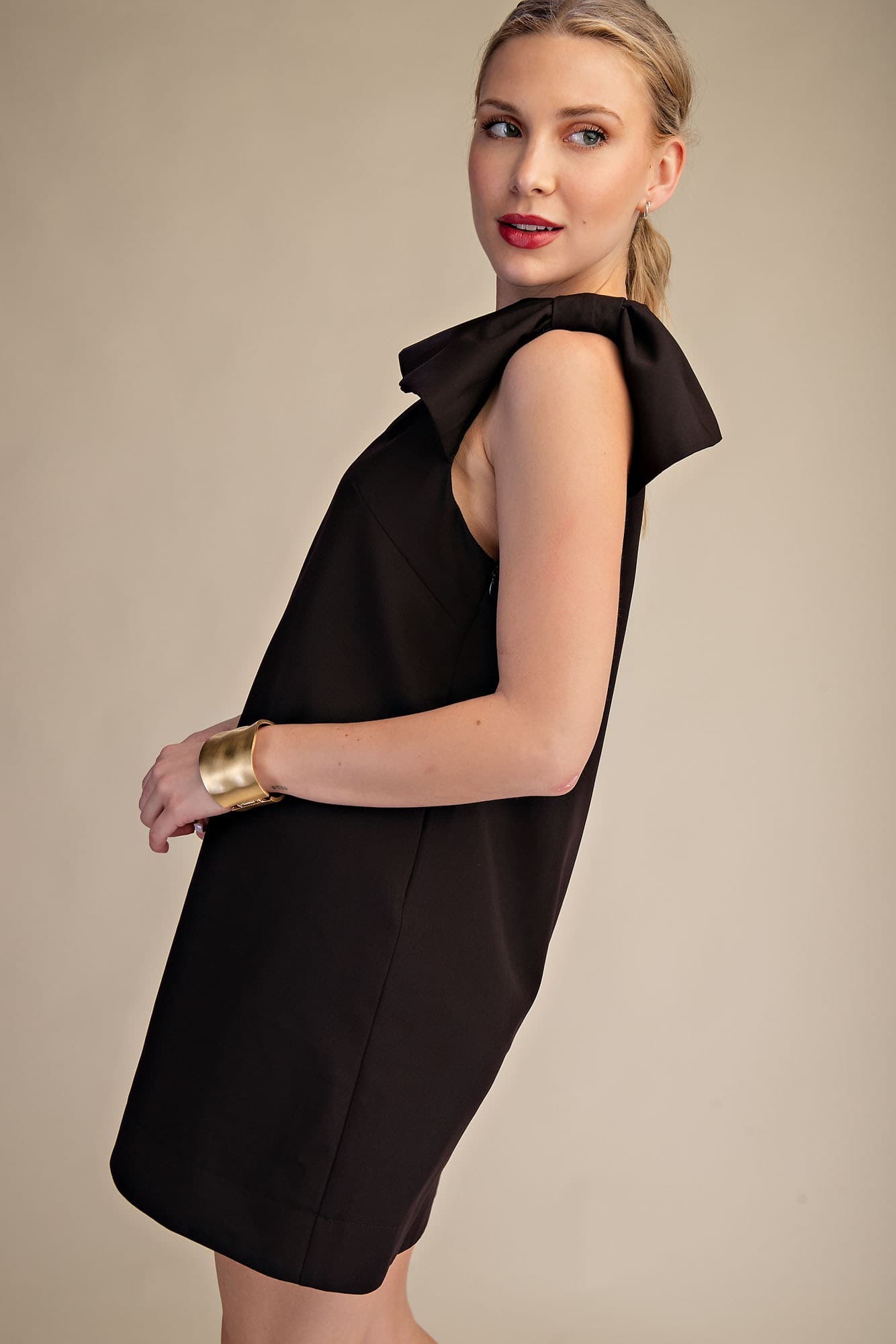 GD9580 - BLACK