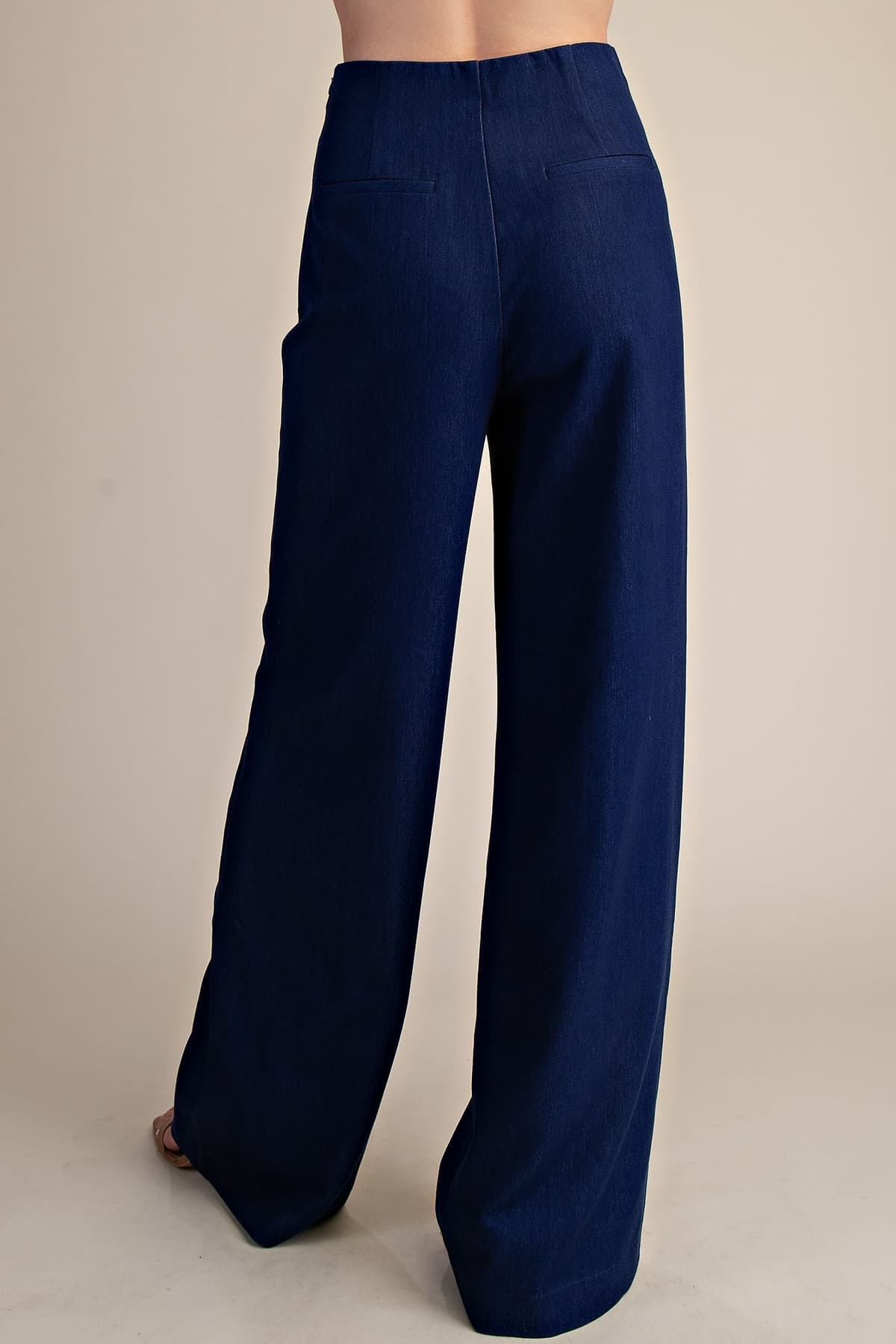 GP8954 - INDIGO