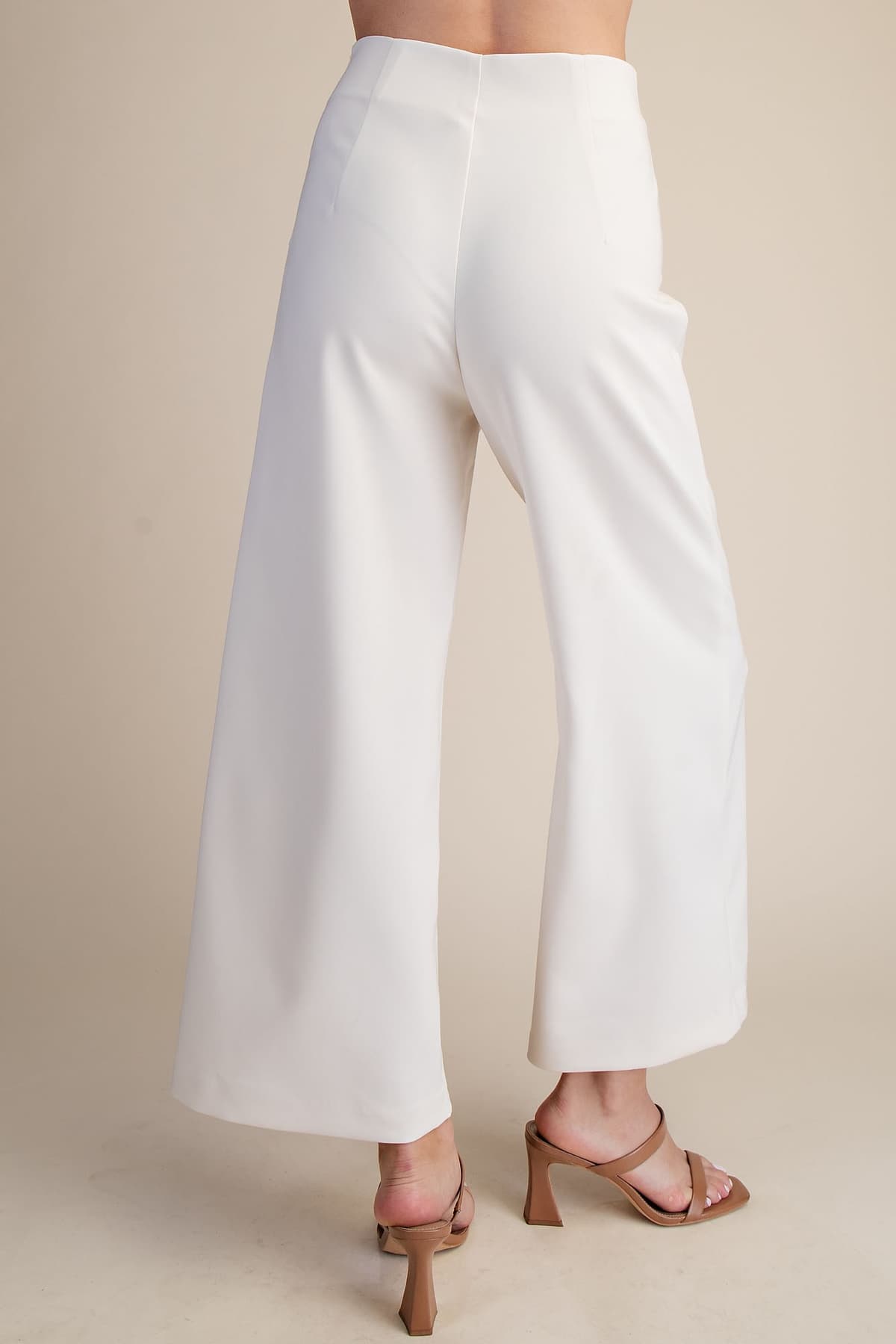 GP8696 - CREAM