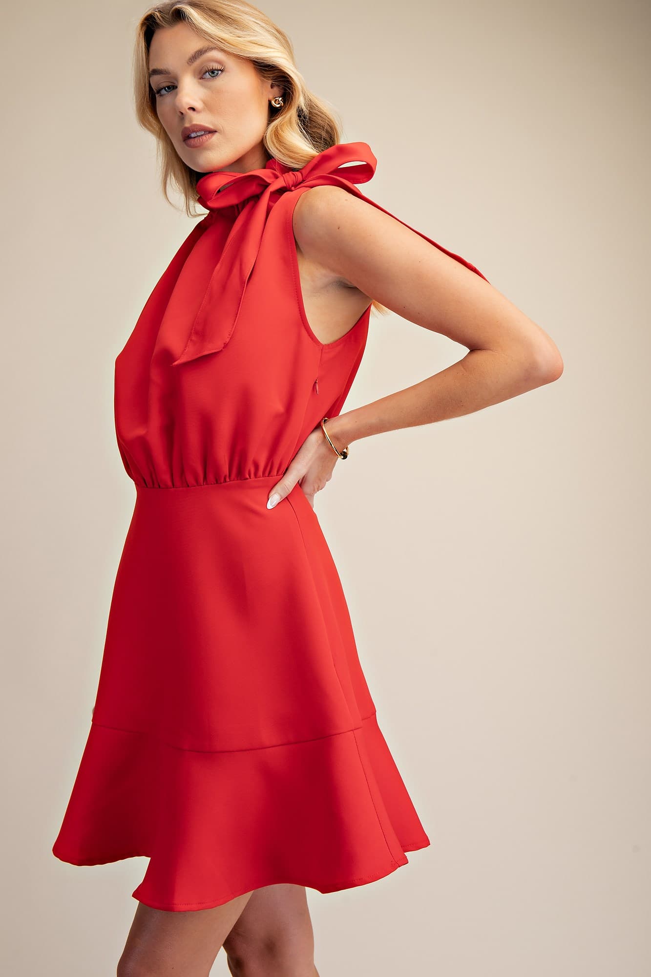GD9838 - RED