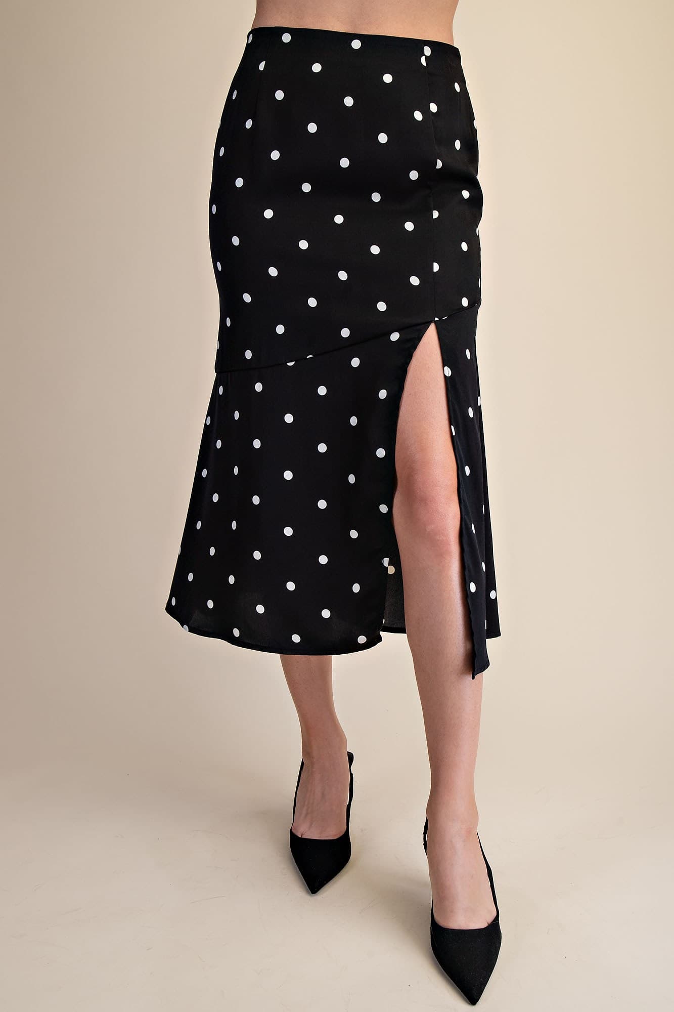 GS9869 - BLACK