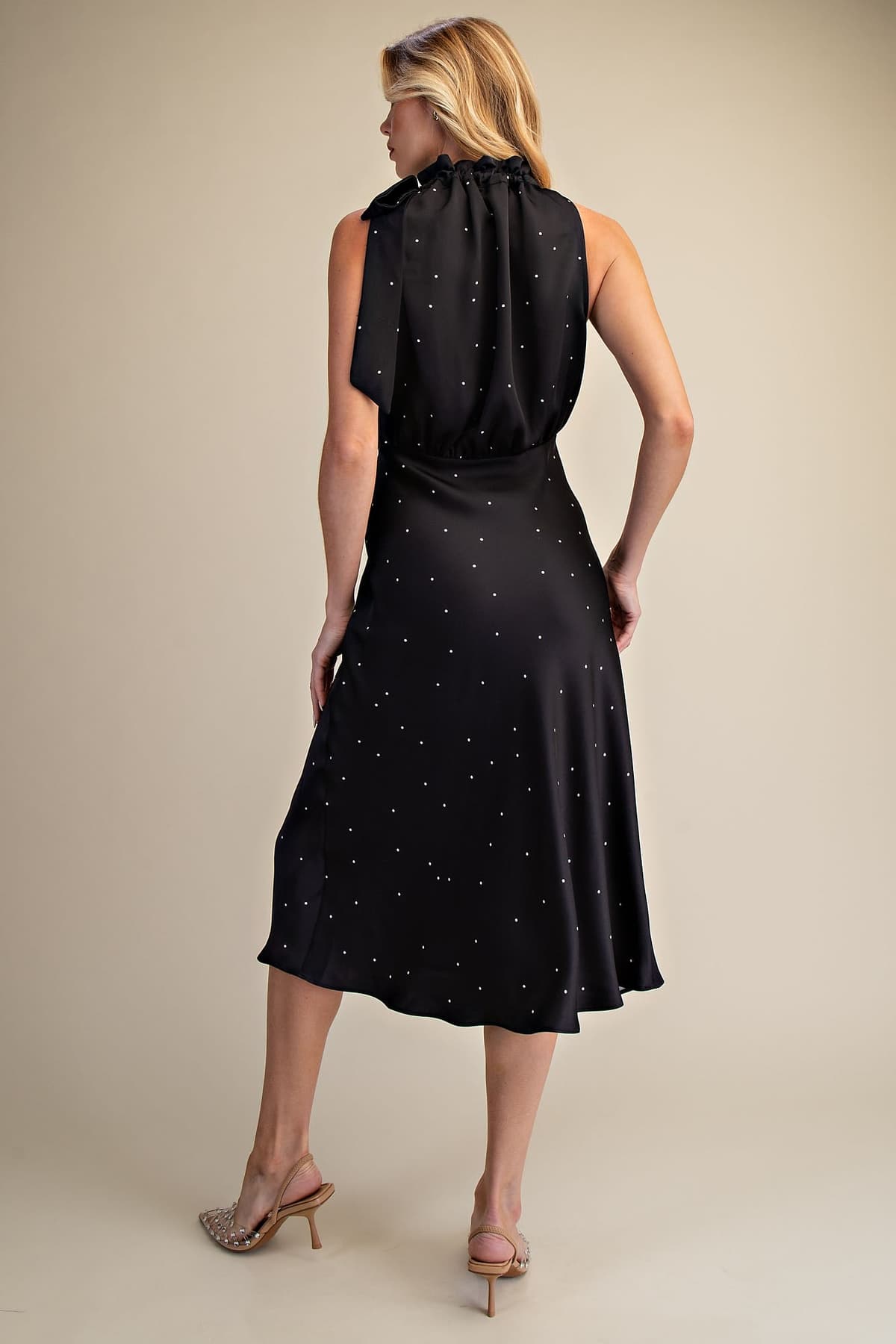D8011 - BLACK
