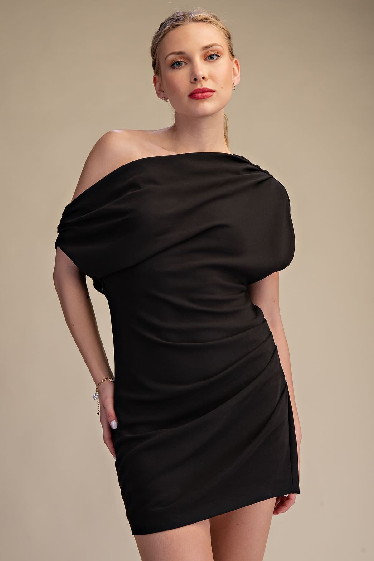 GD8844 - BLACK