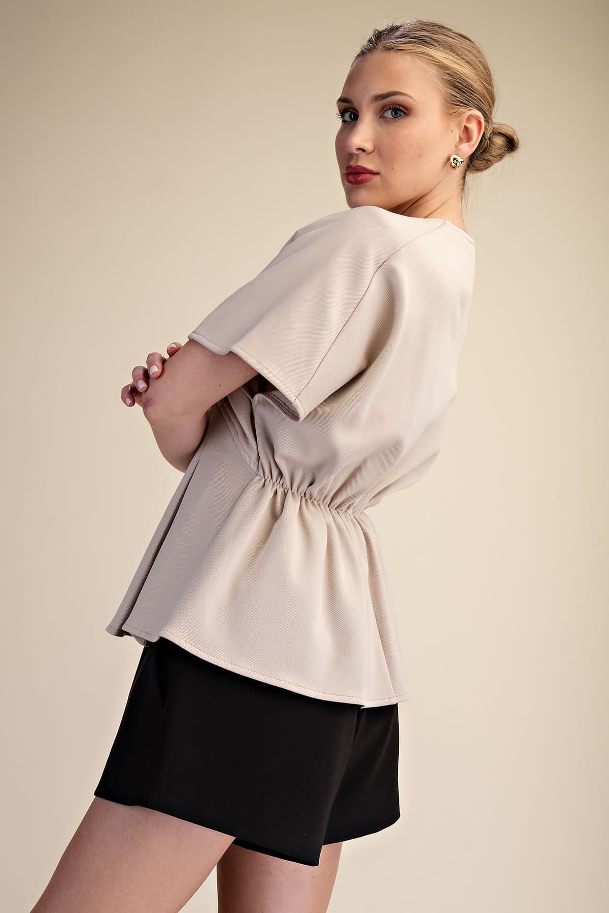 GT9942 - CREAM
