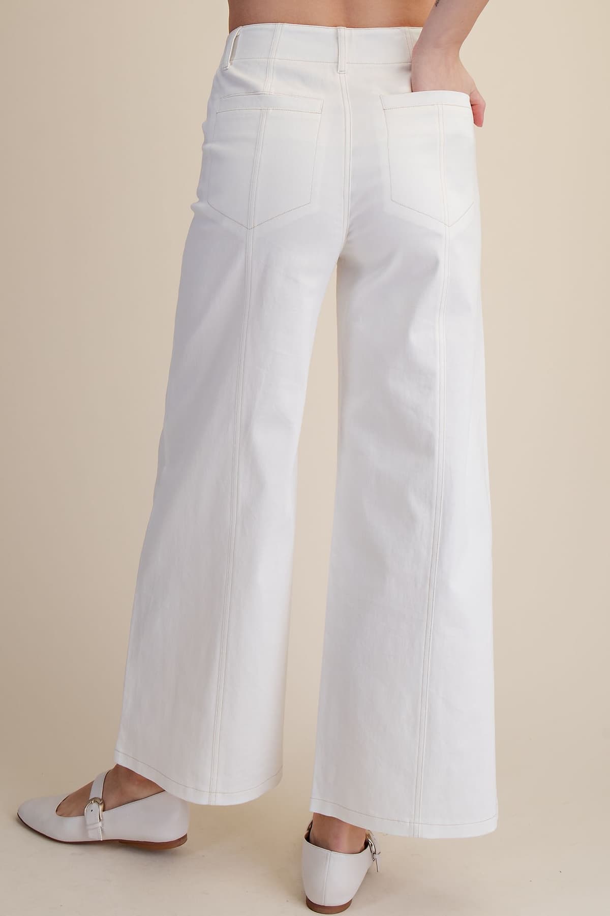 P8037 - IVORY