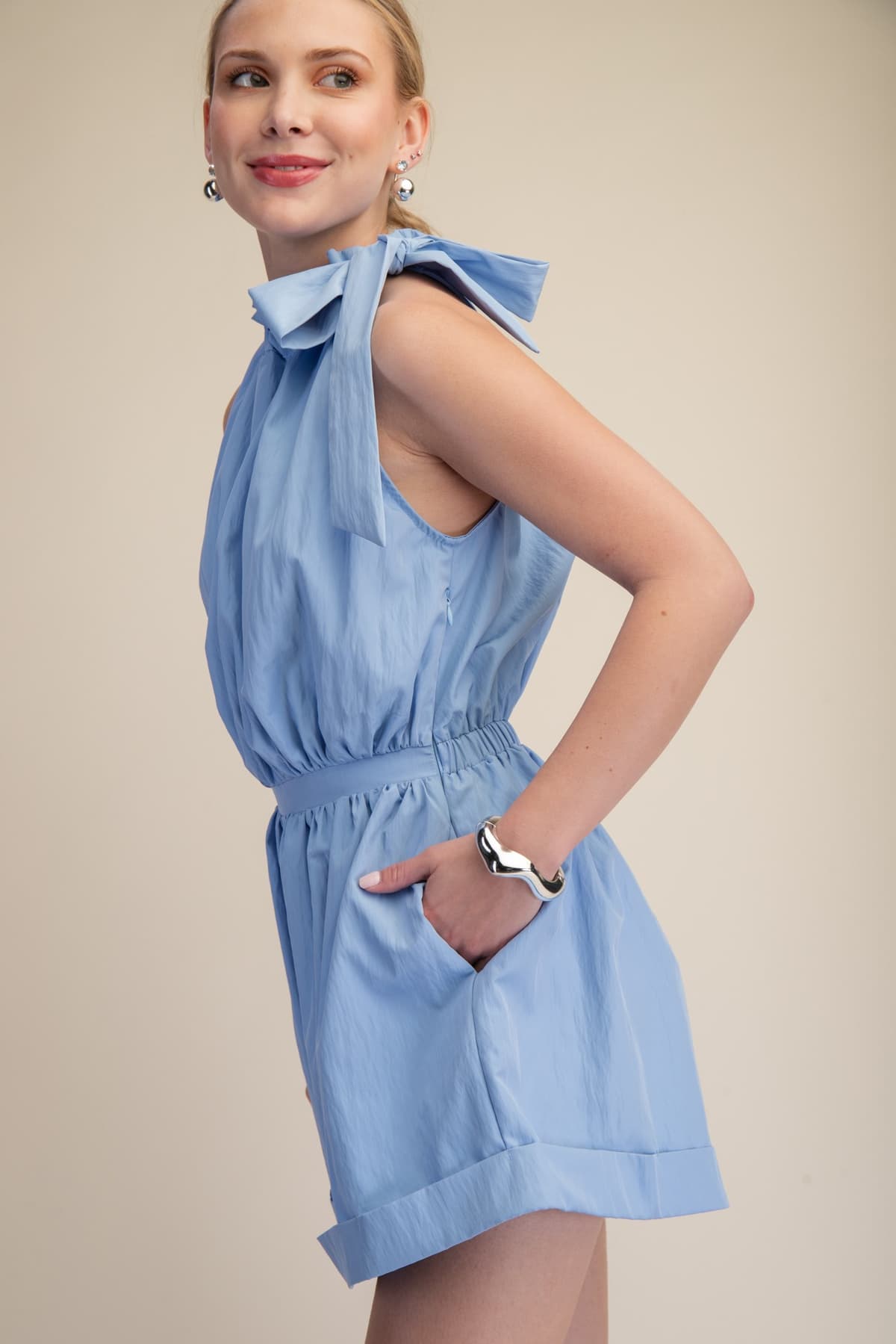 P8079 - BLUE