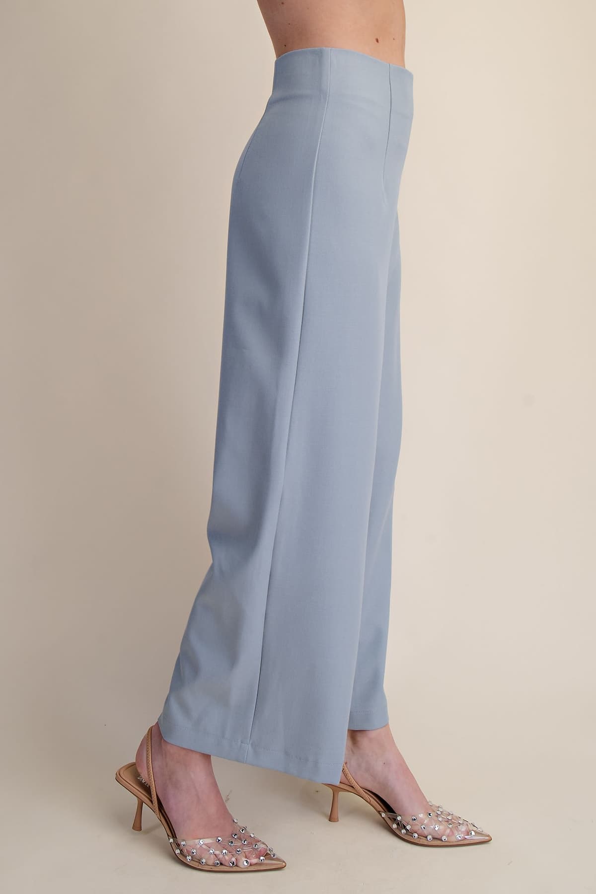 P9072 - DUSTY BLUE