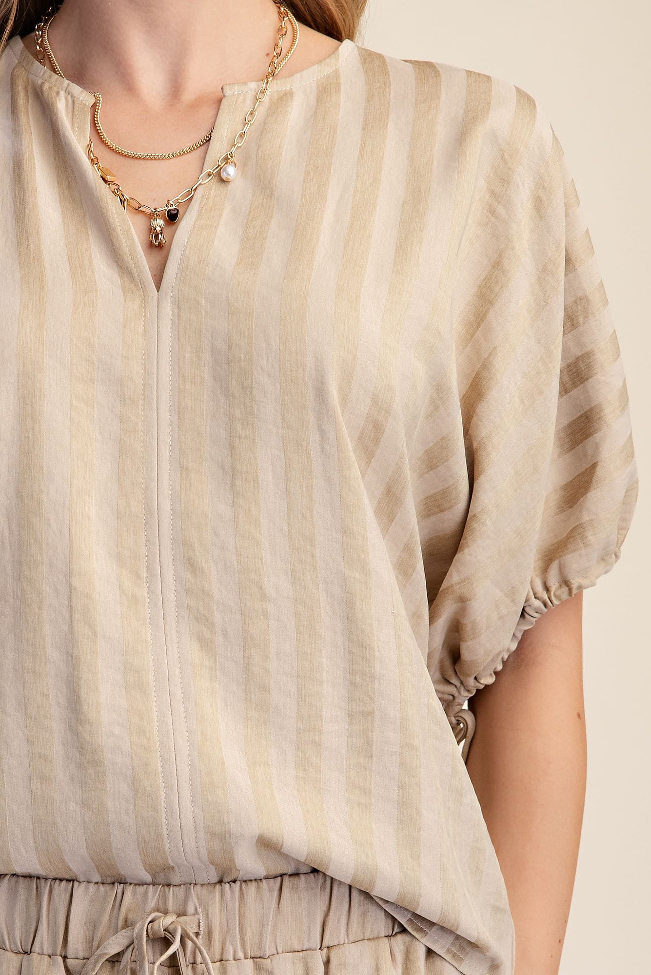 T8112 - TAUPE