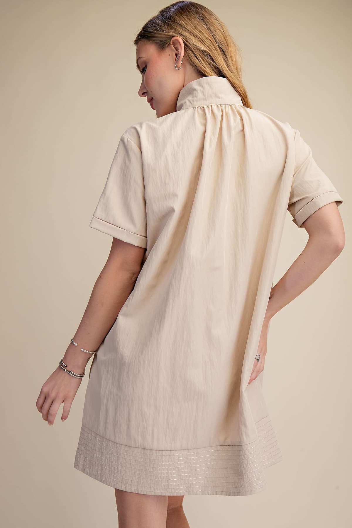 D8123 - TAUPE