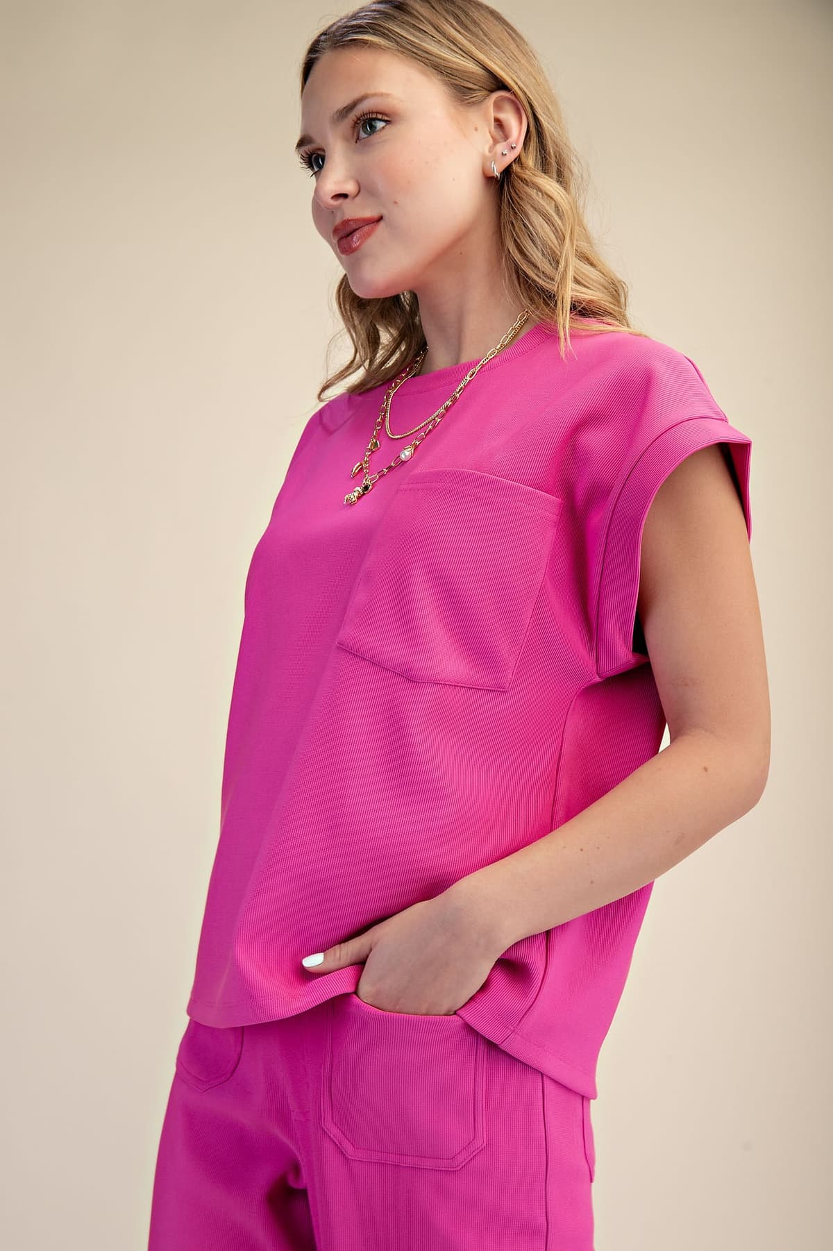 T8131 - MAGENTA