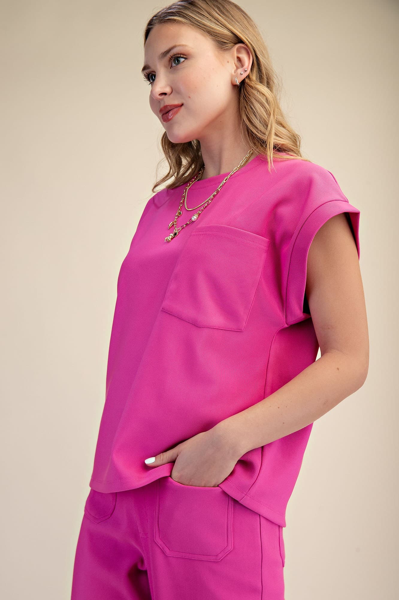 T8131 - MAGENTA