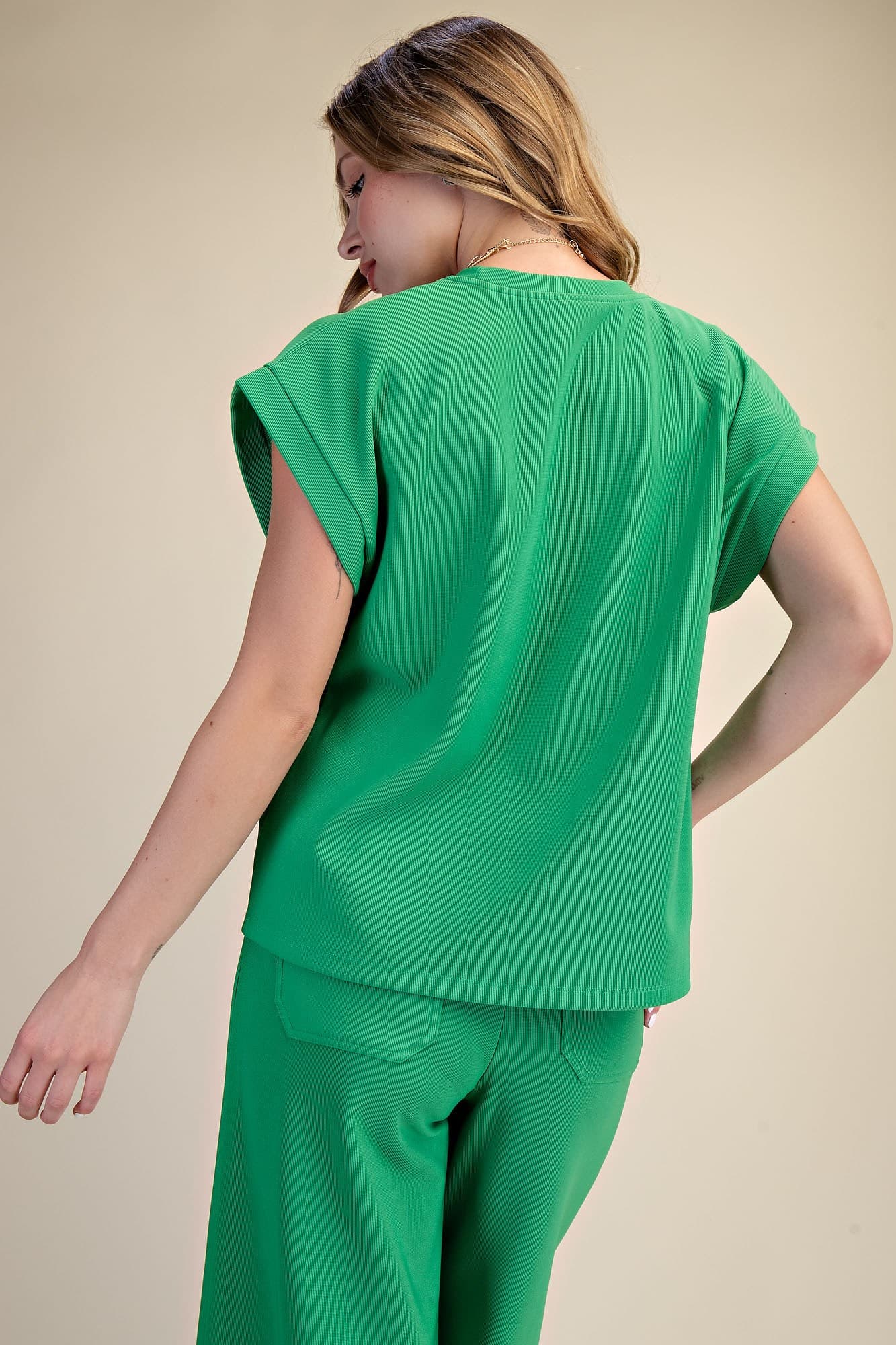 T8131 - GREEN