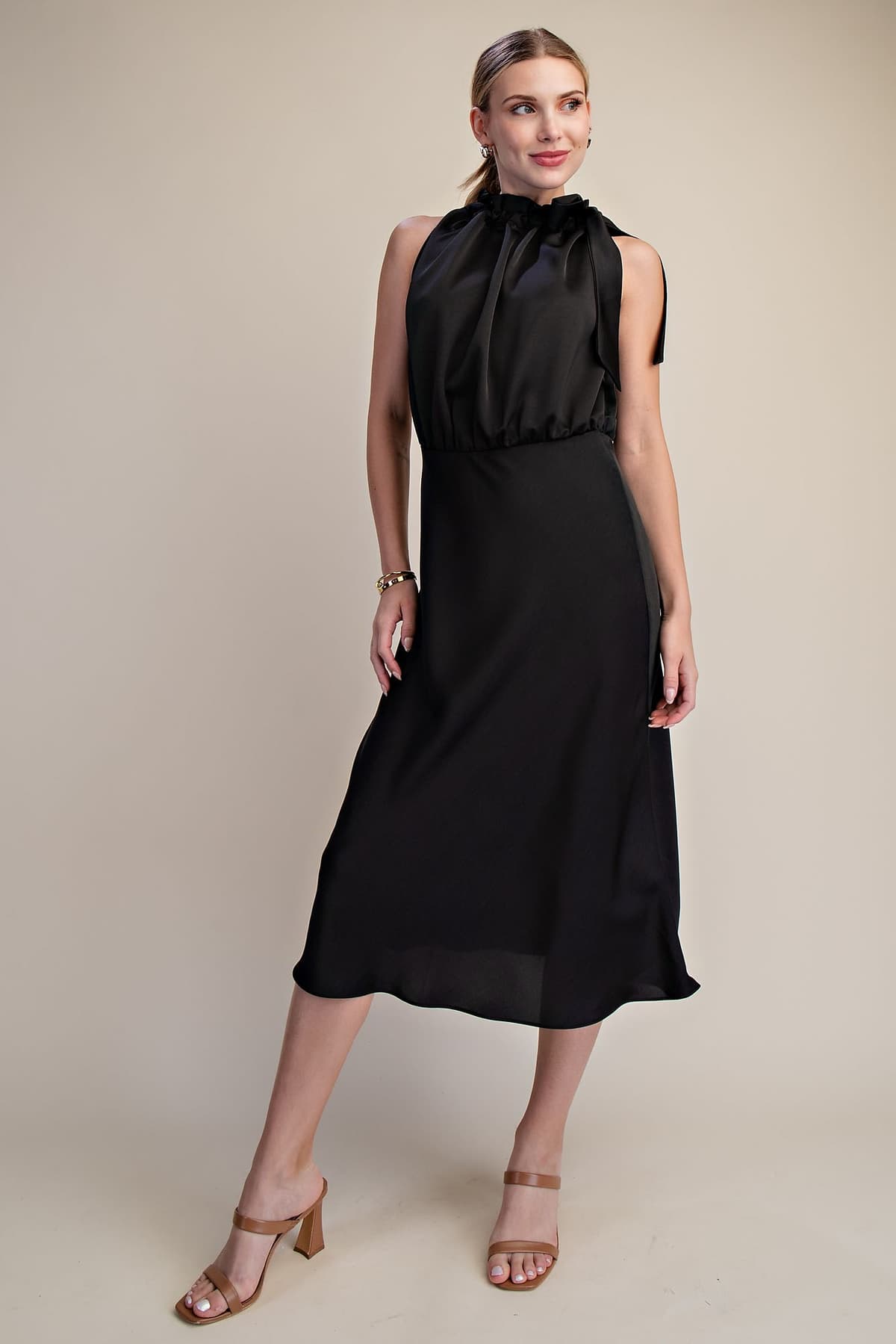 D8145 - BLACK