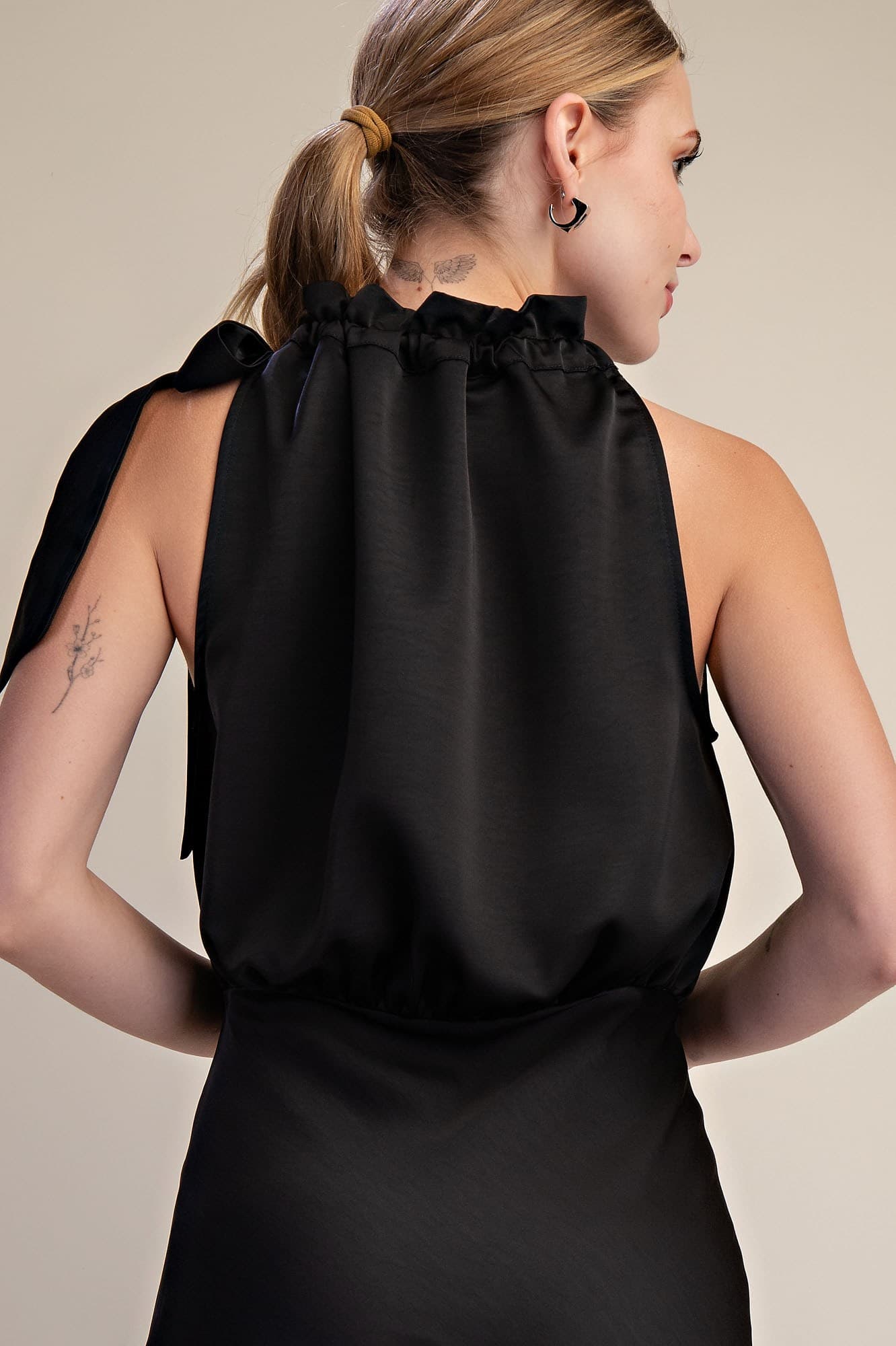 D8145 - BLACK