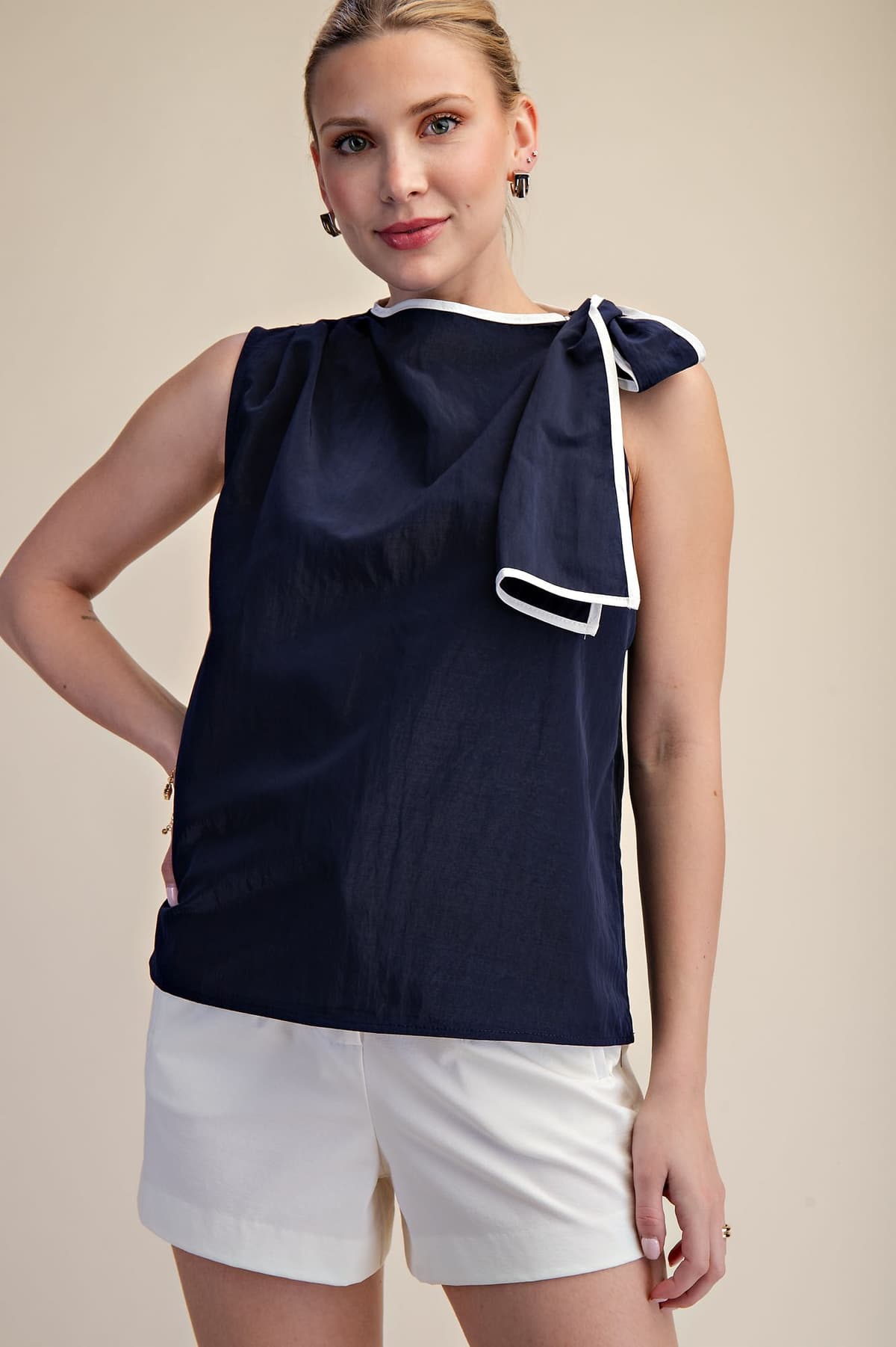 T8113 - NAVY