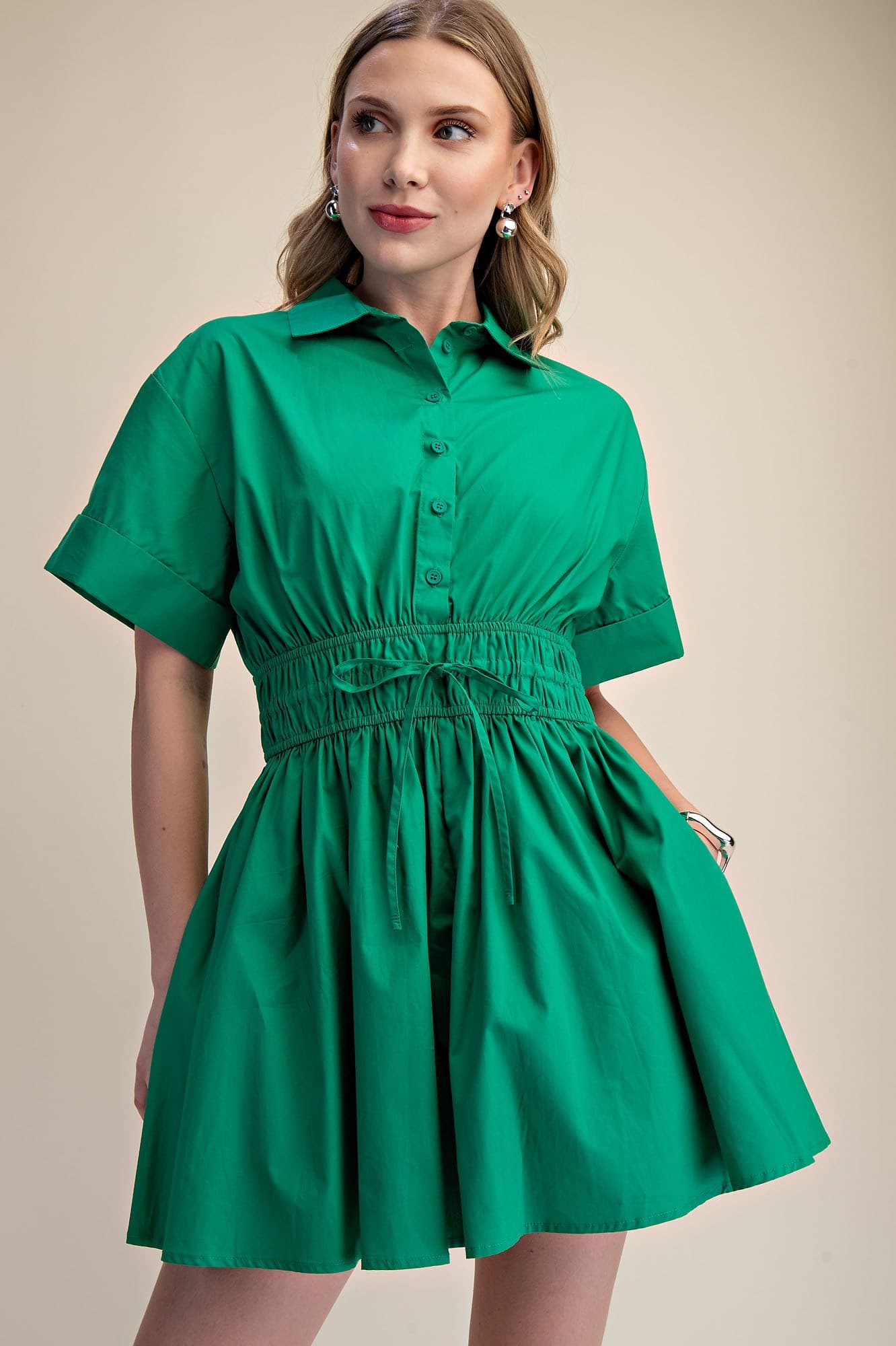 D8152 - KELLY GREEN