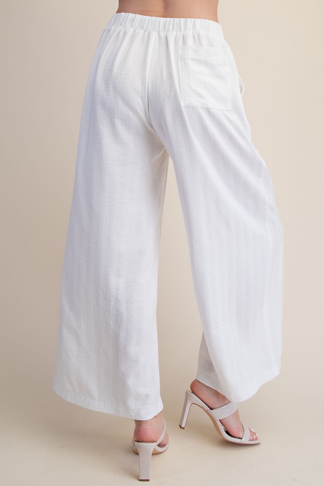 P8155 - WHITE