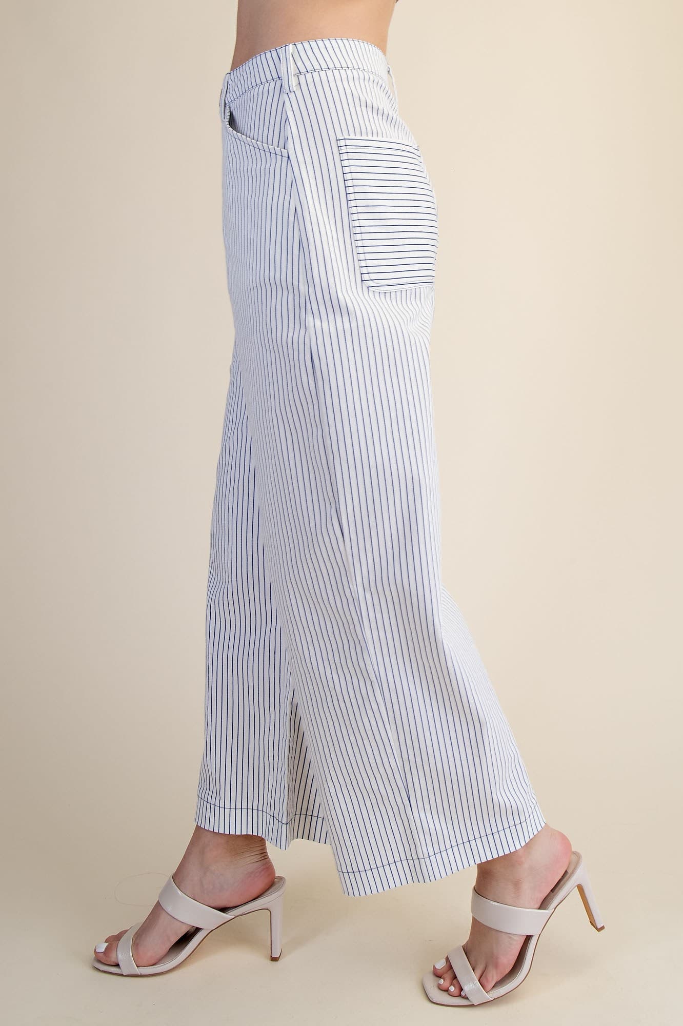 P8137 - WHITE