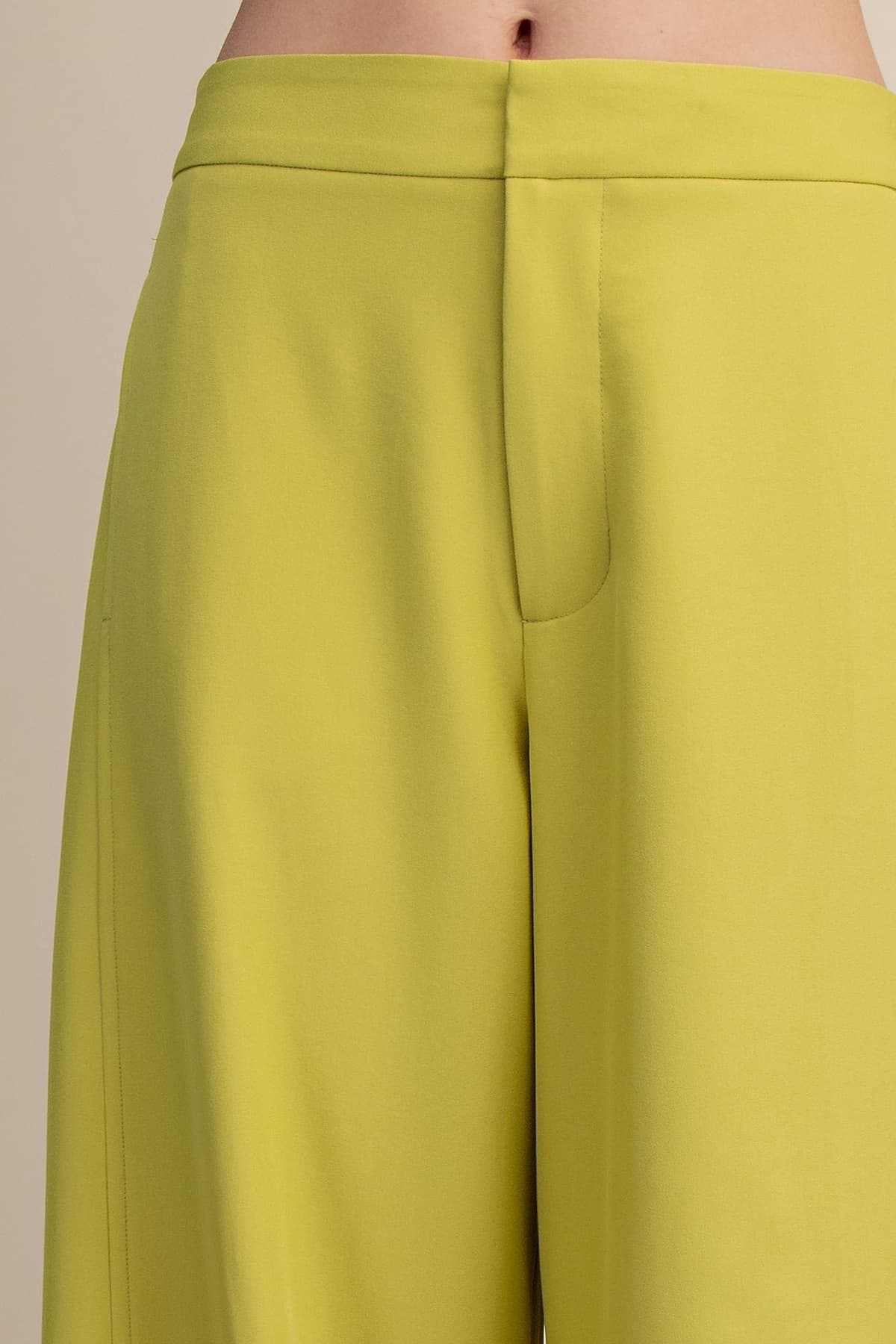 P9125 - CHARTREUSE