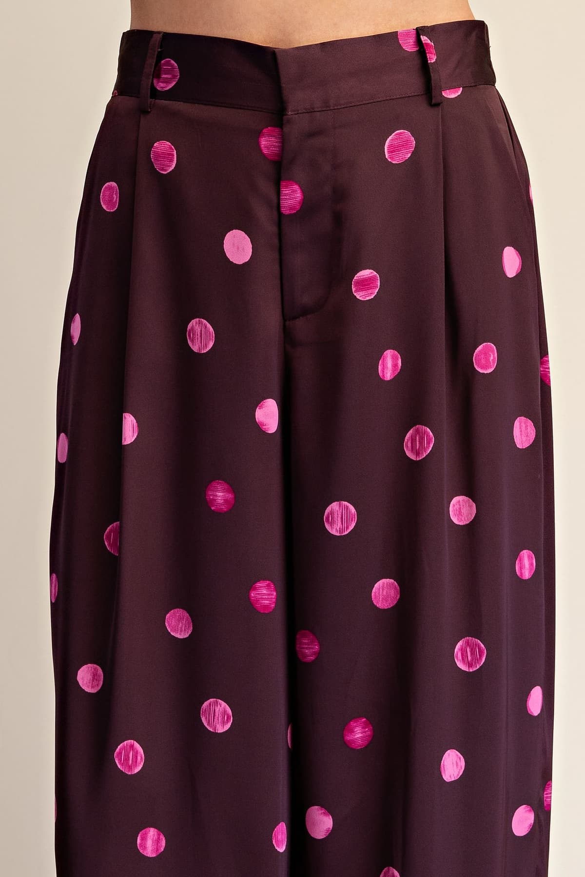 P8235 - PLUM