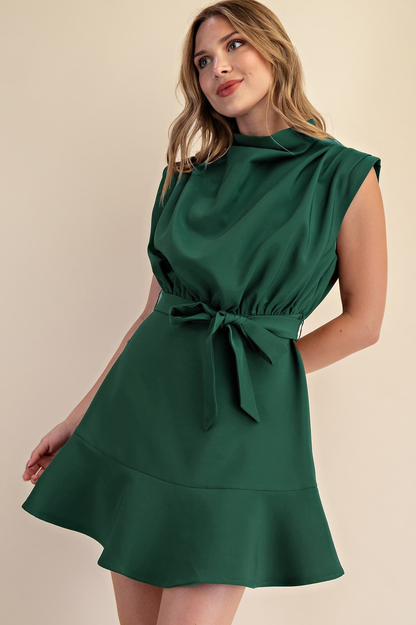D8243 - HUNTER GREEN