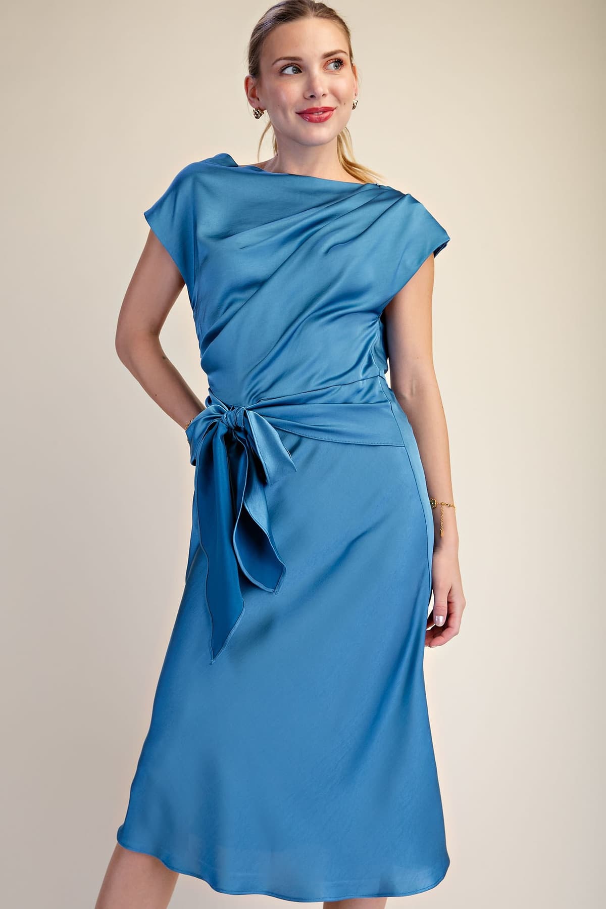 D8224 - BLUE