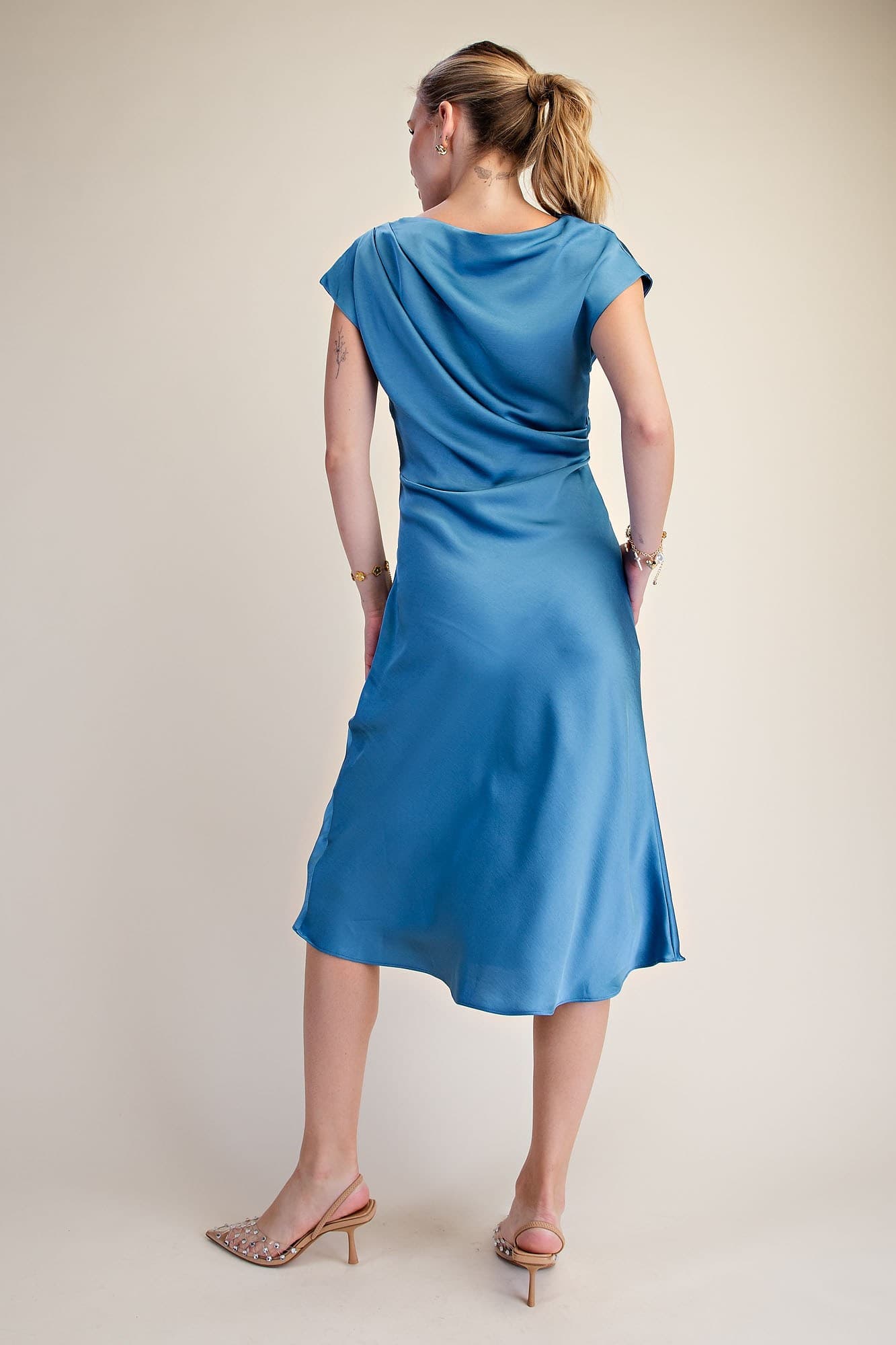 D8224 - BLUE