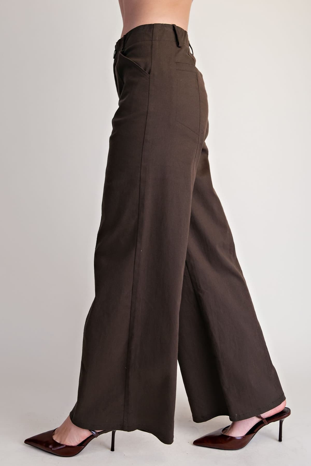 P8216 - BROWN