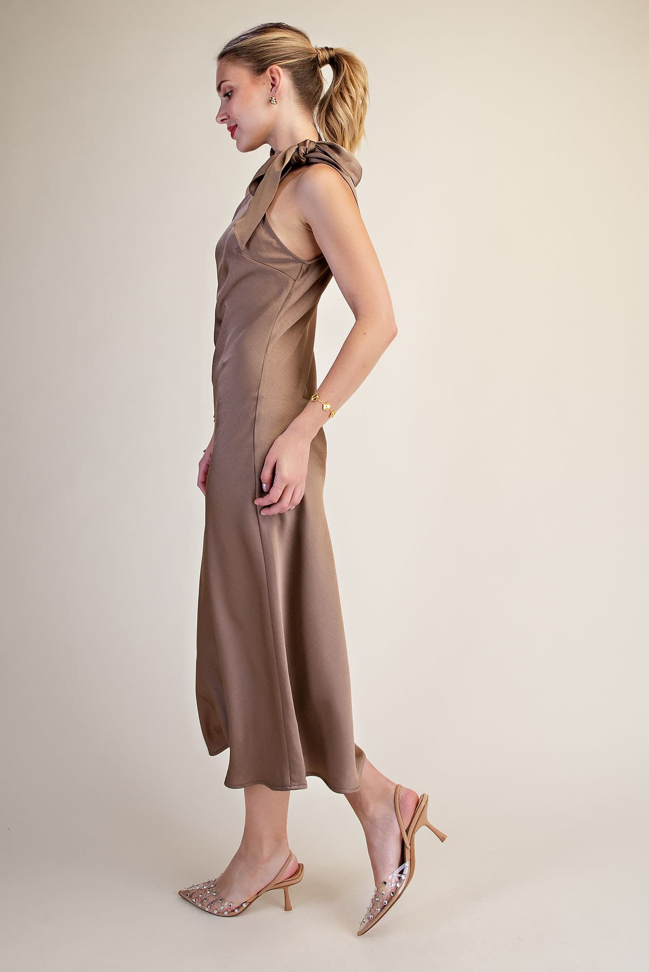D8225 - MOCHA