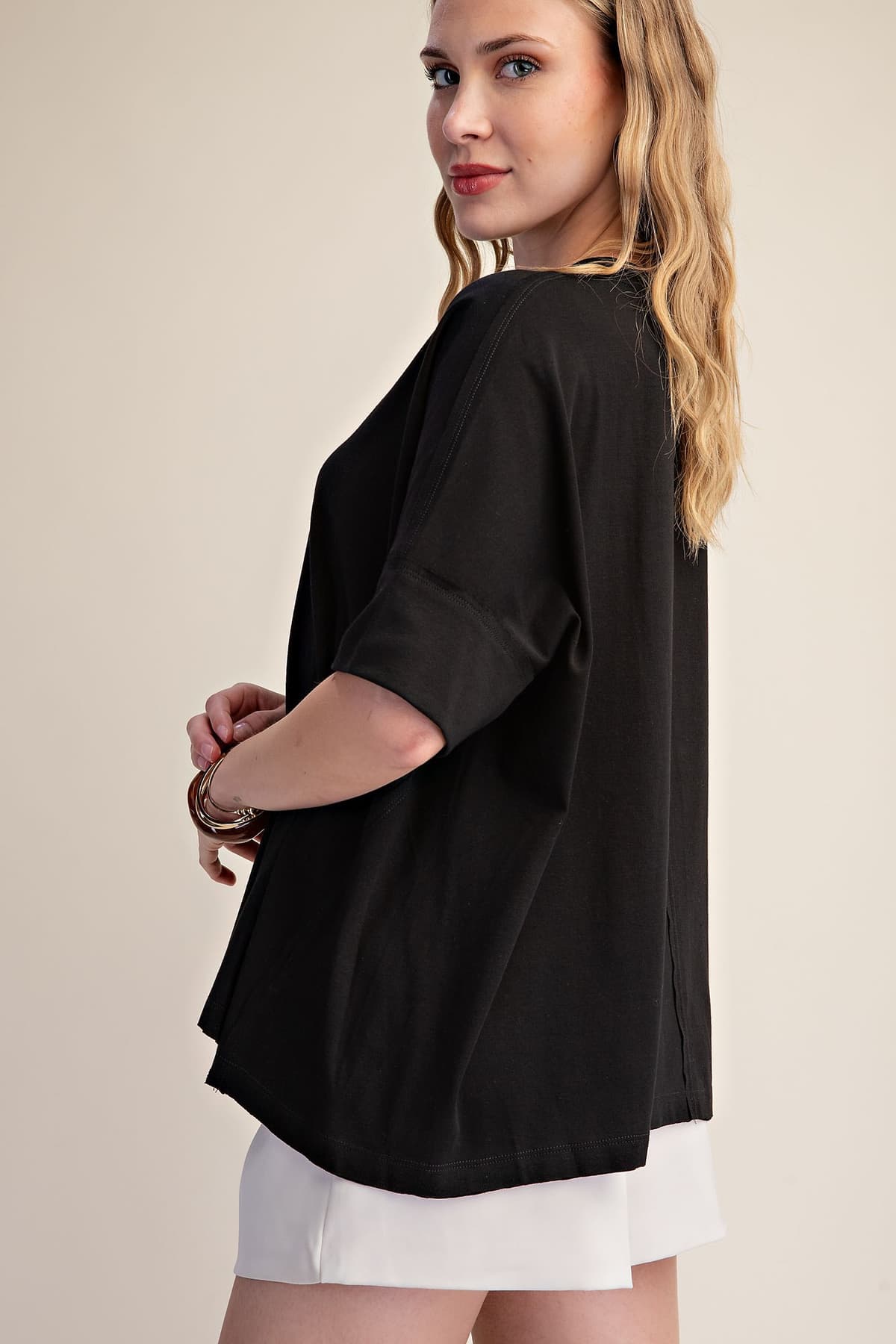 T8200 - BLACK