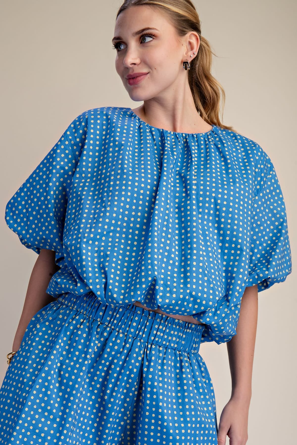 T8206 - BLUE