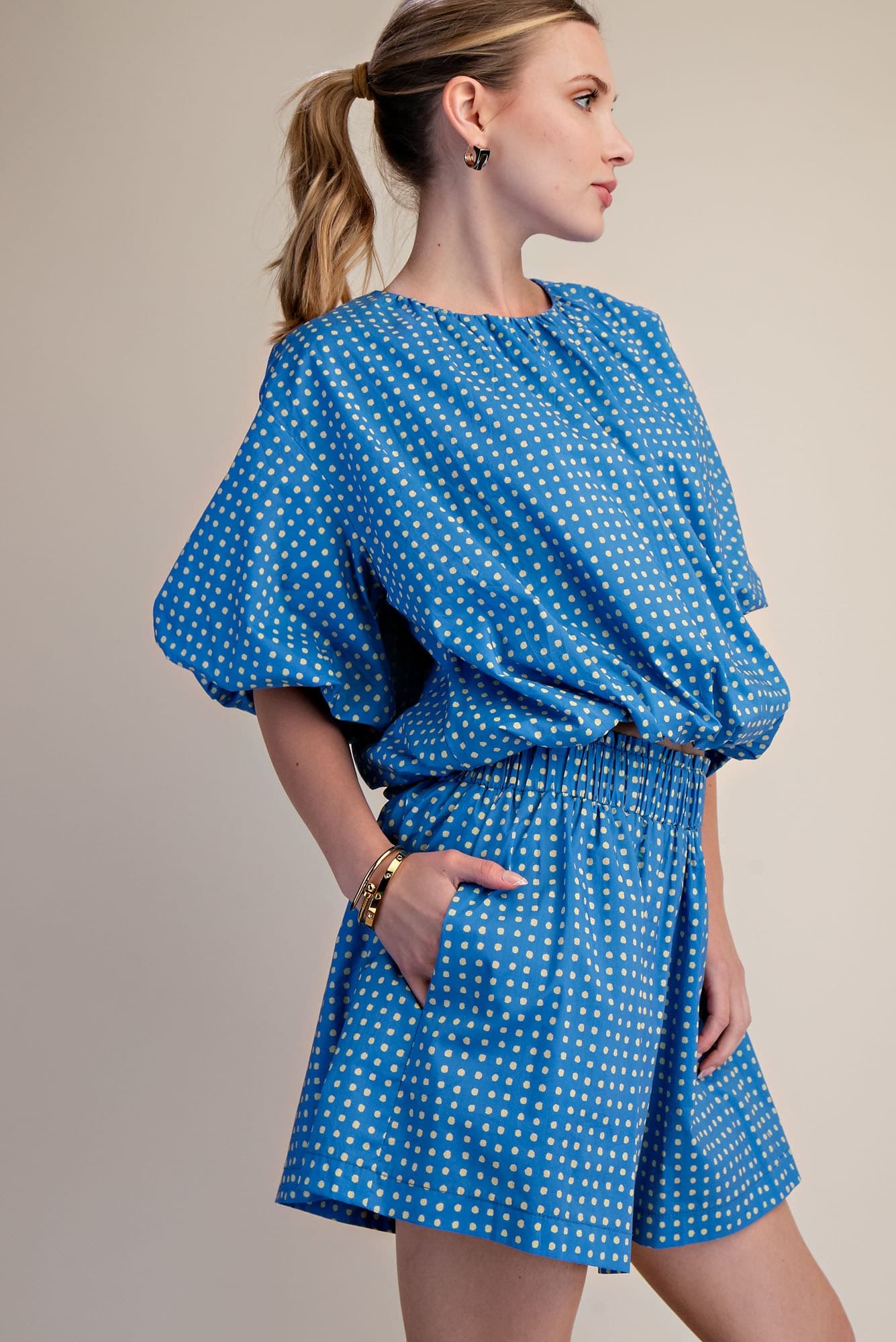 T8206 - BLUE