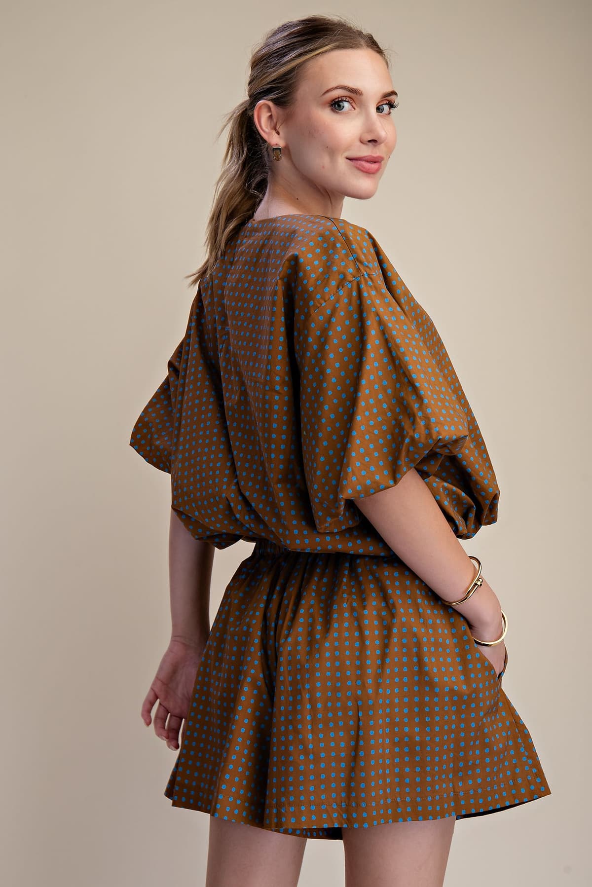 T8206 - BROWN