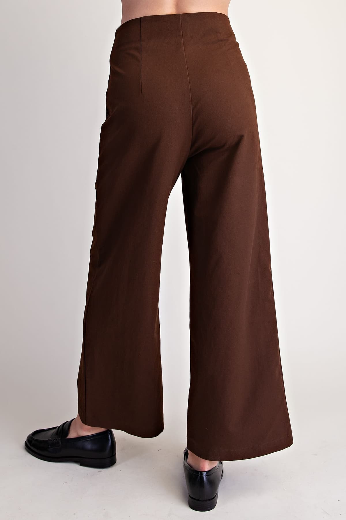 P8242 - BROWN