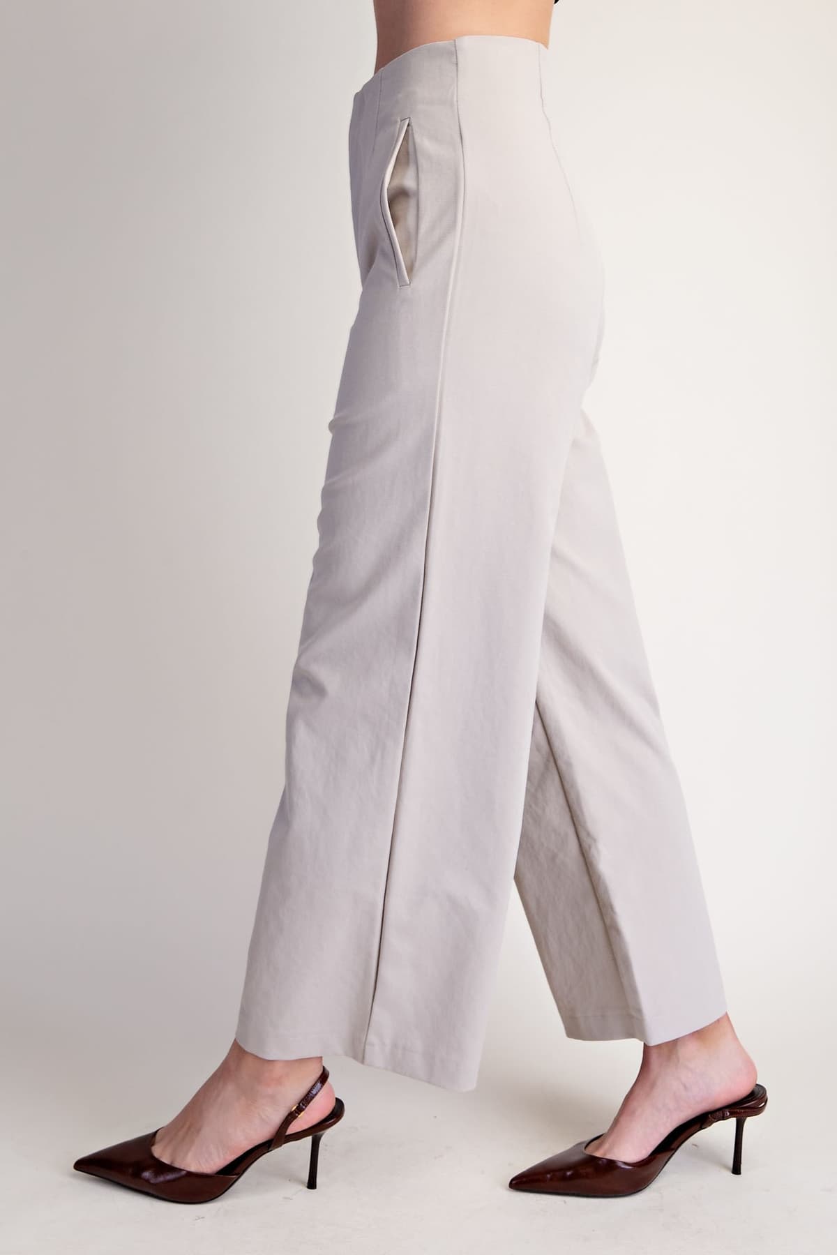 P8242 - BEIGE