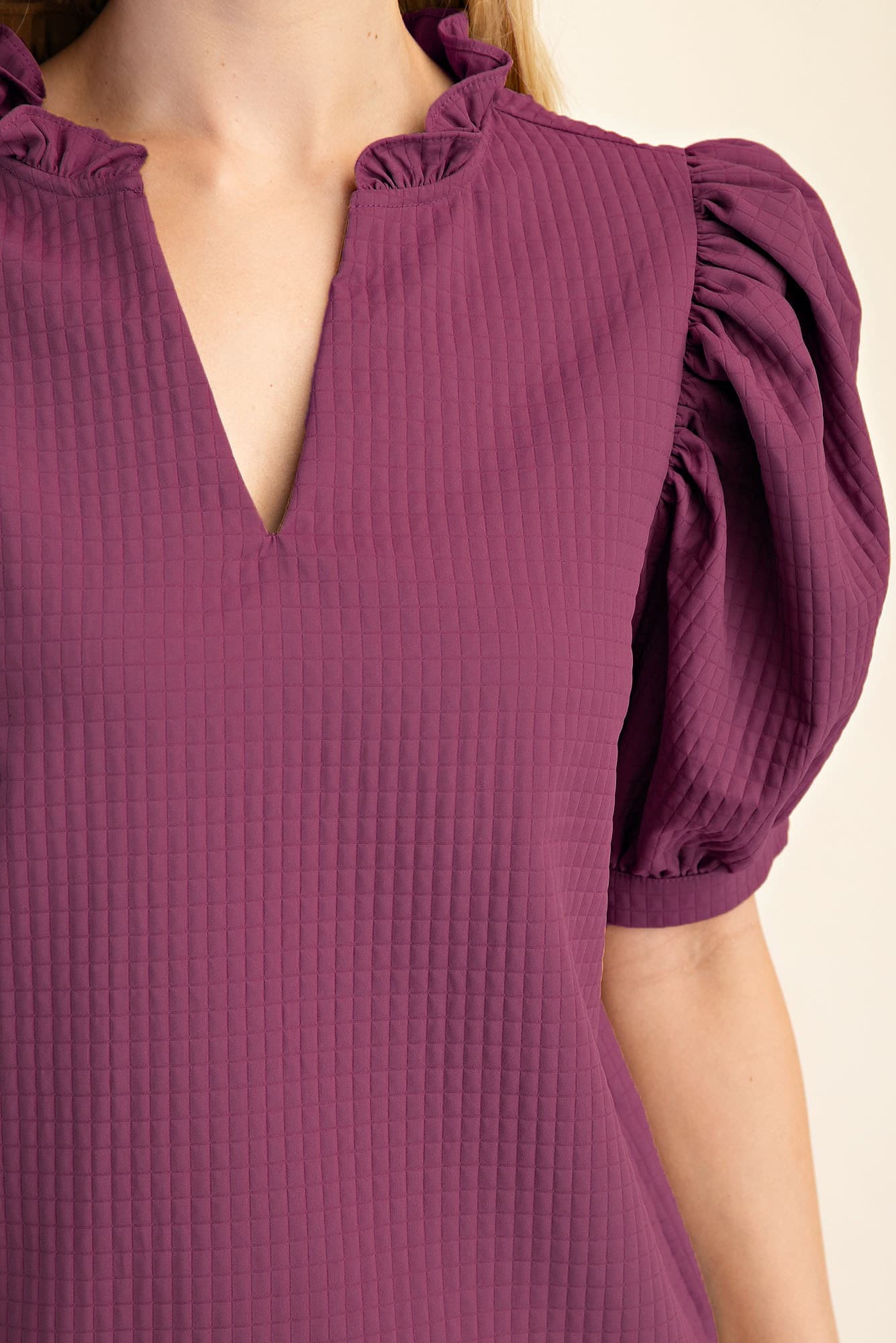 T8240 - PLUM