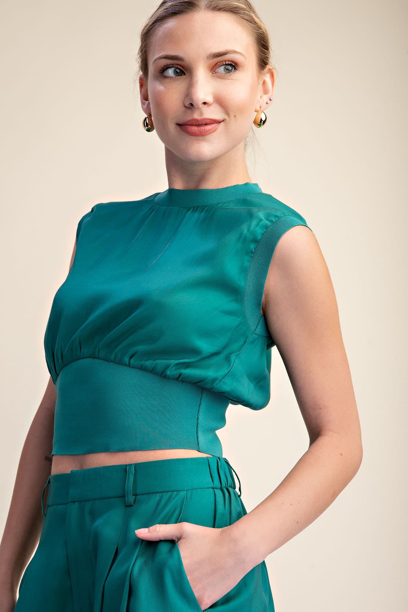 T9178 - GREEN