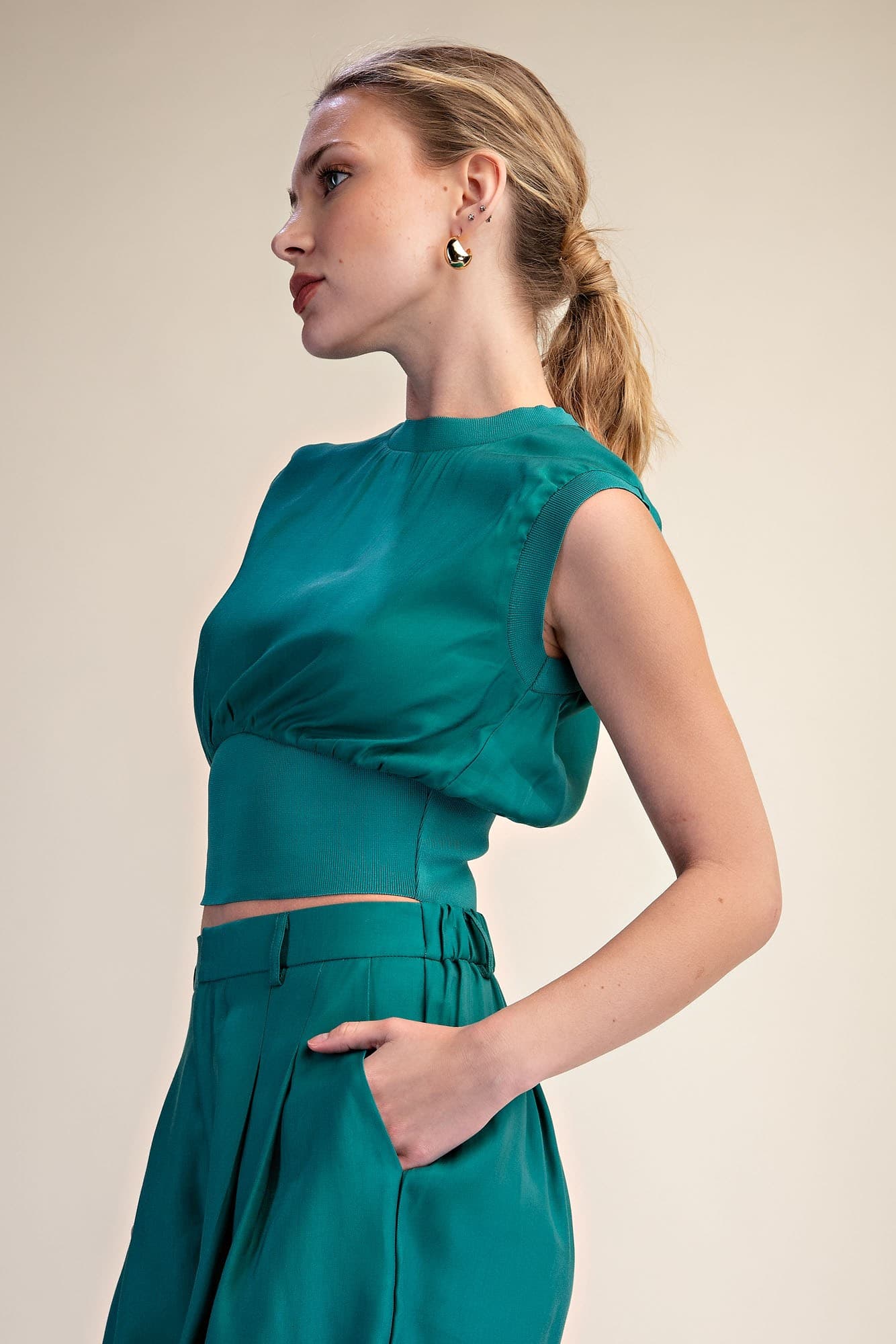 T9178 - GREEN