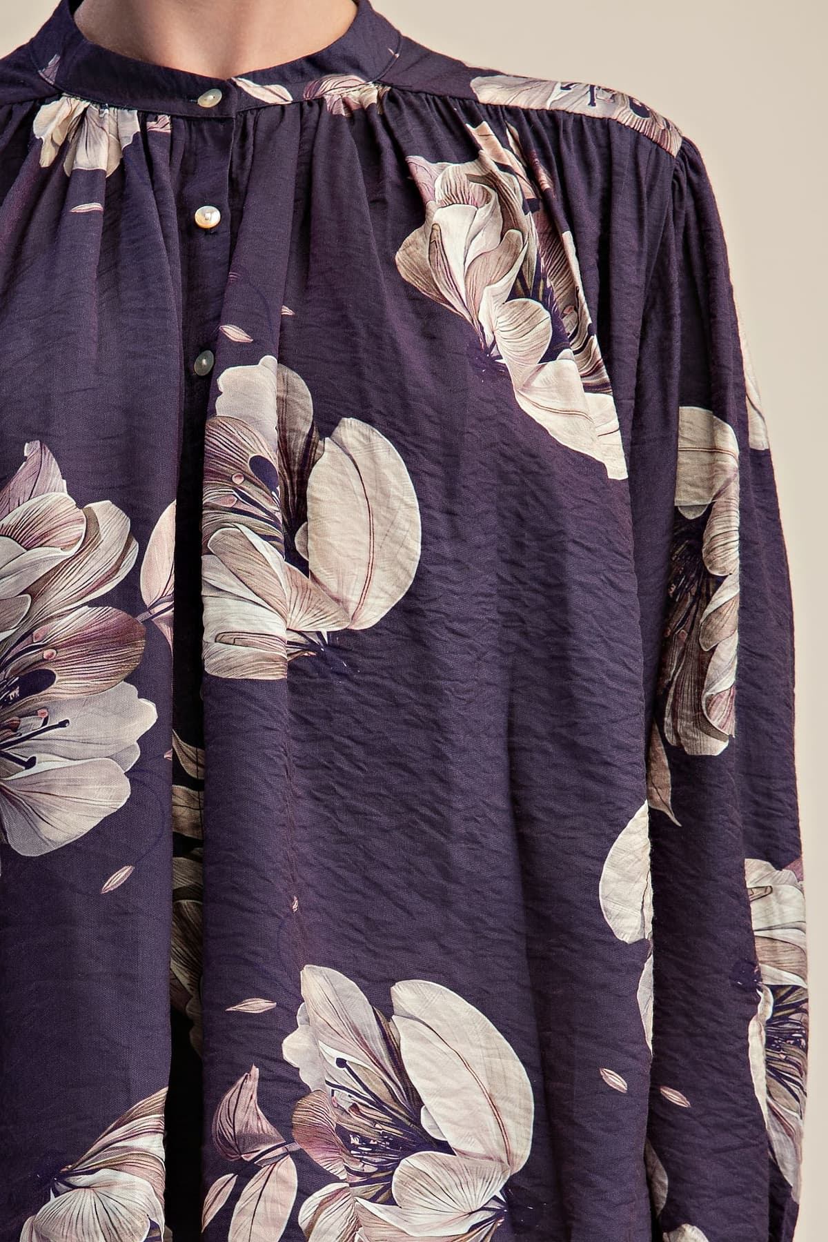 T8236 - NAVY
